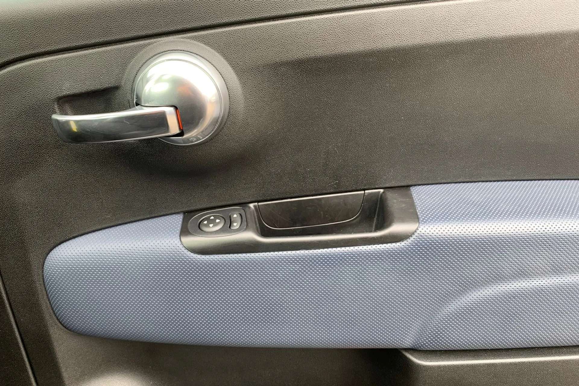 2020 FIAT 500 2020 FIAT 500