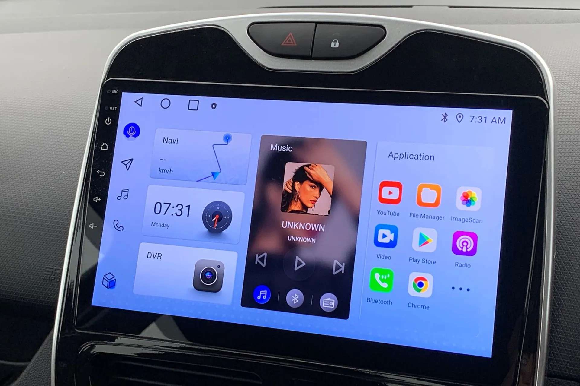2017 RENAULT CLIO 2017 RENAULT CLIO