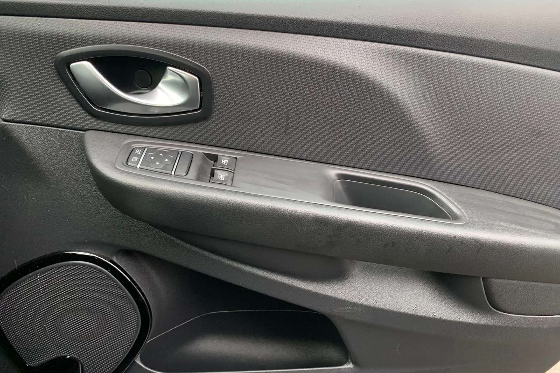 2017 RENAULT CLIO 2017 RENAULT CLIO