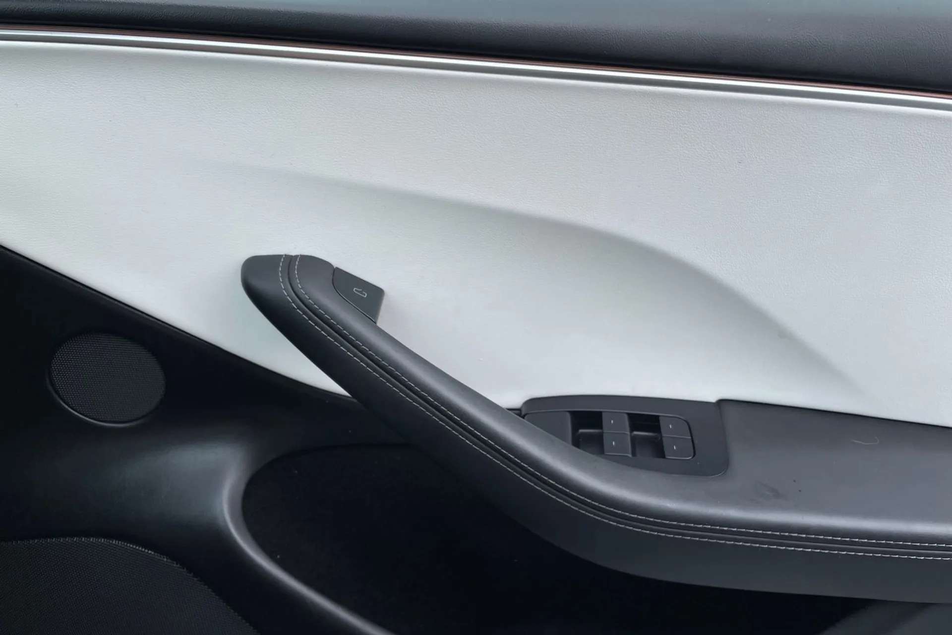 2024 TESLA MODEL 3 2024 TESLA MODEL 3