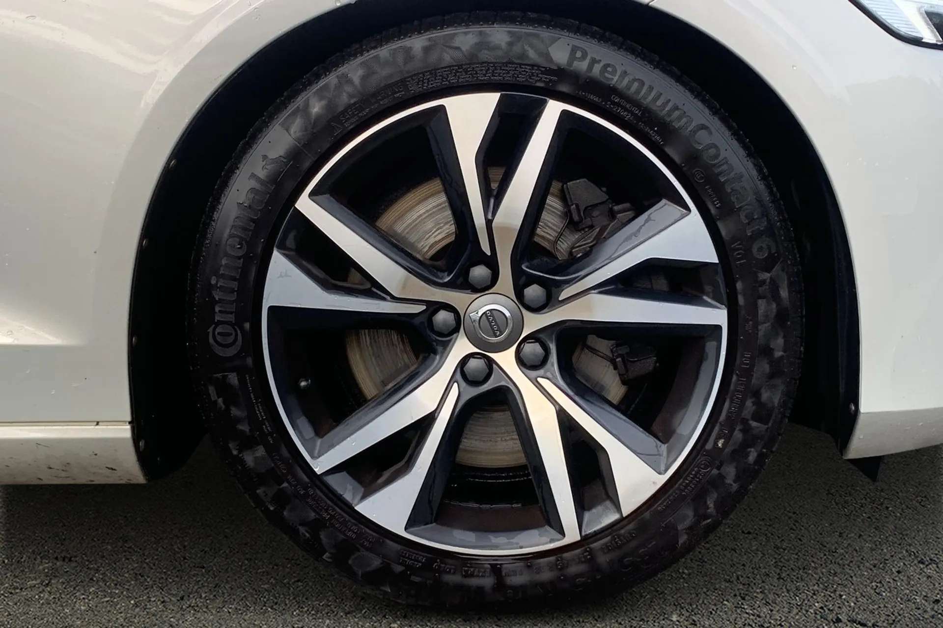 2020 VOLVO S60 2020 VOLVO S60