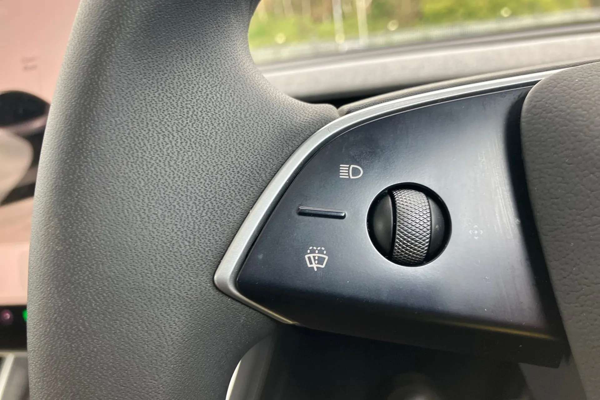 2025 TESLA MODEL Y 2025 TESLA MODEL Y