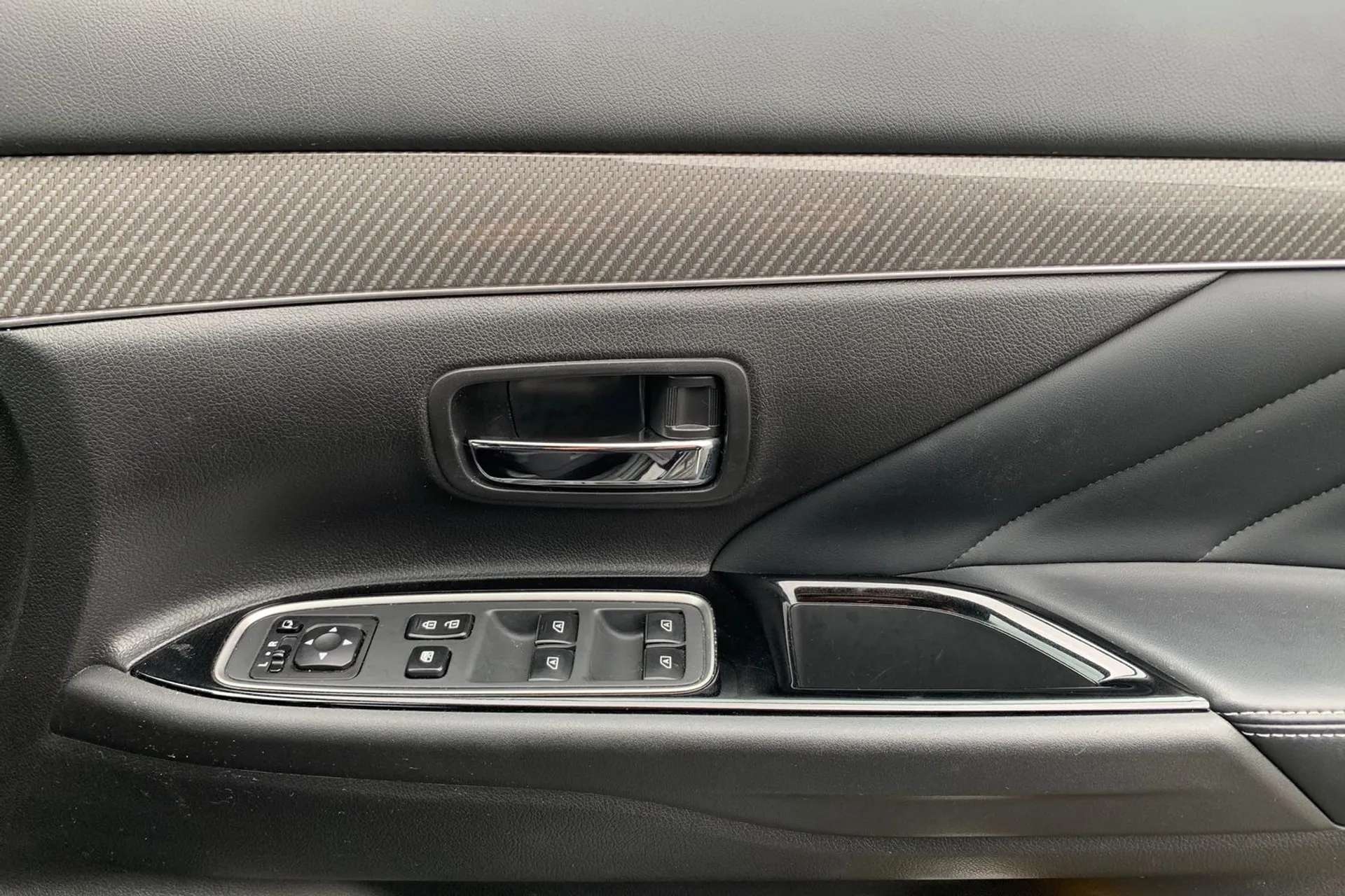 2021 MITSUBISHI OUTLANDER 2021 MITSUBISHI OUTLANDER