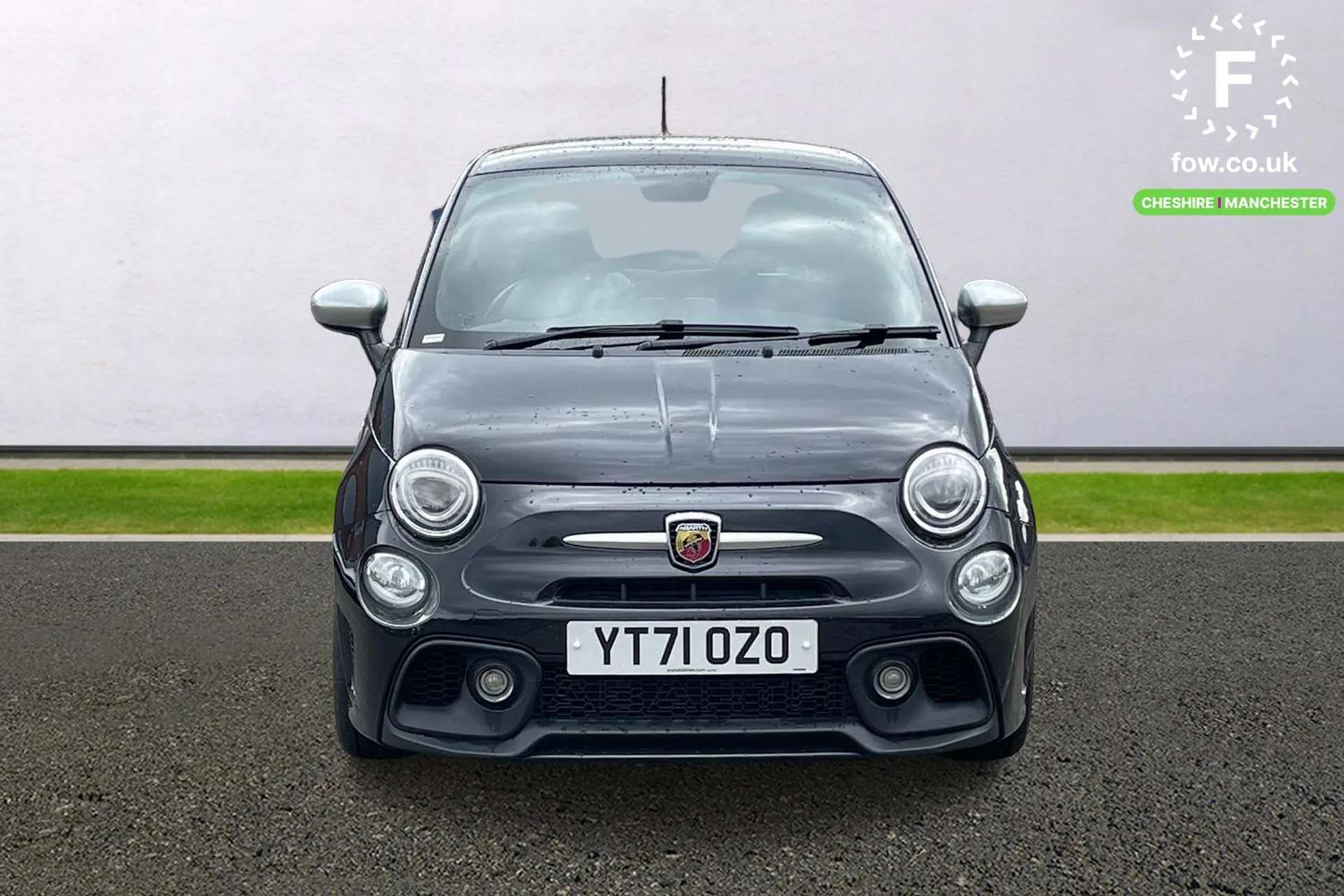 2021 ABARTH 595 2021 ABARTH 595