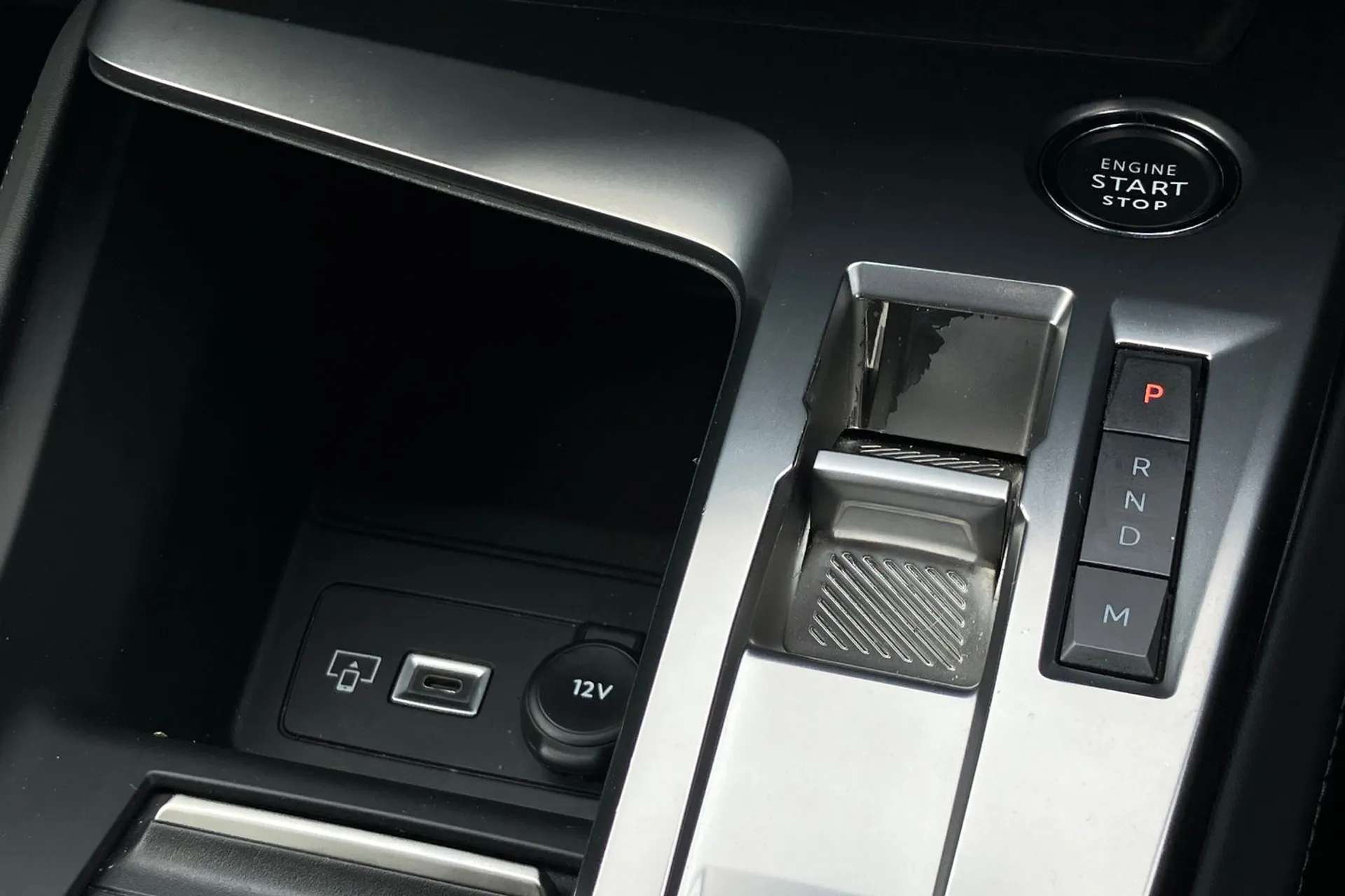 2023 PEUGEOT 408 2023 PEUGEOT 408