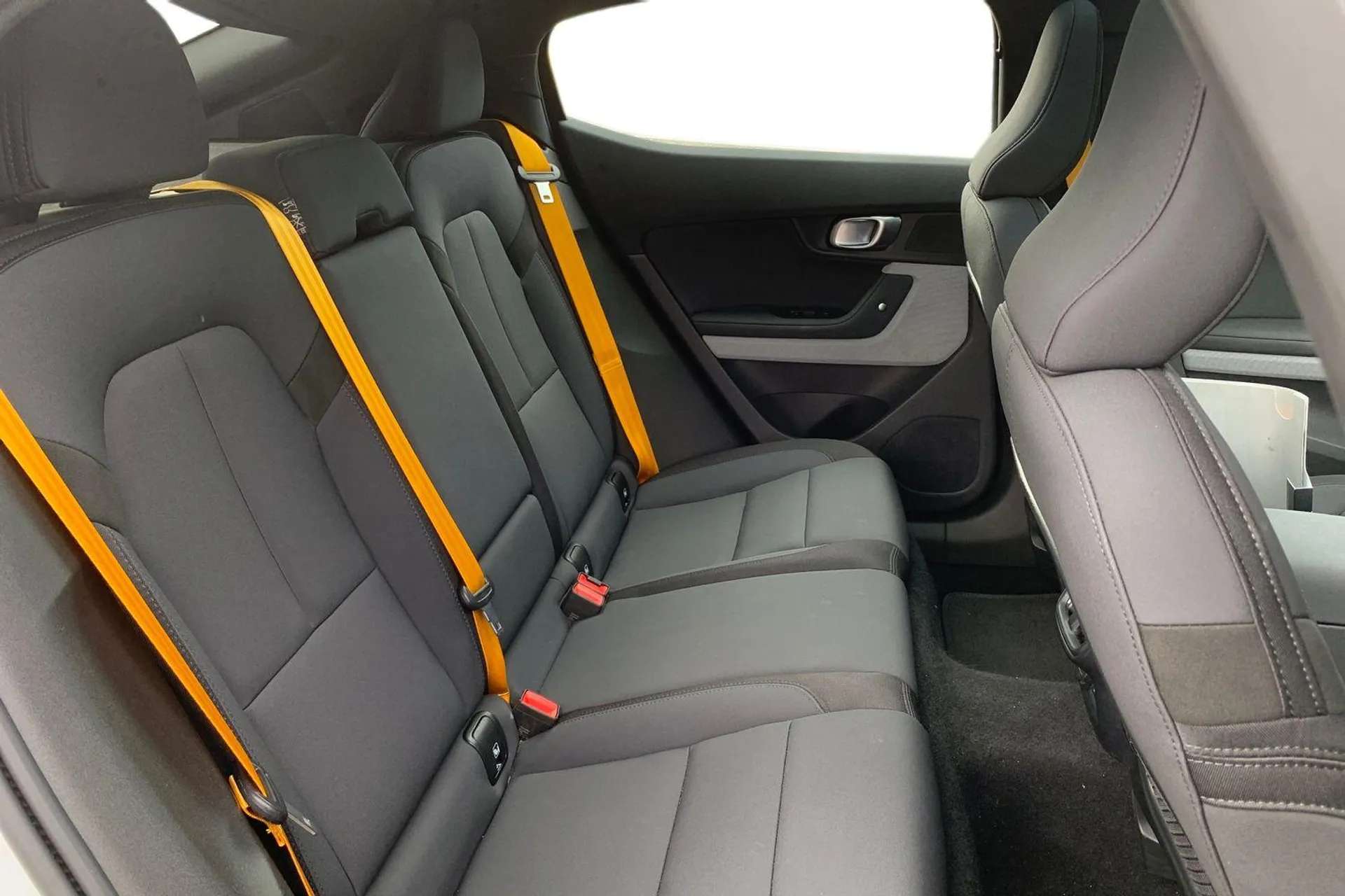 2023 POLESTAR 2 2023 POLESTAR 2