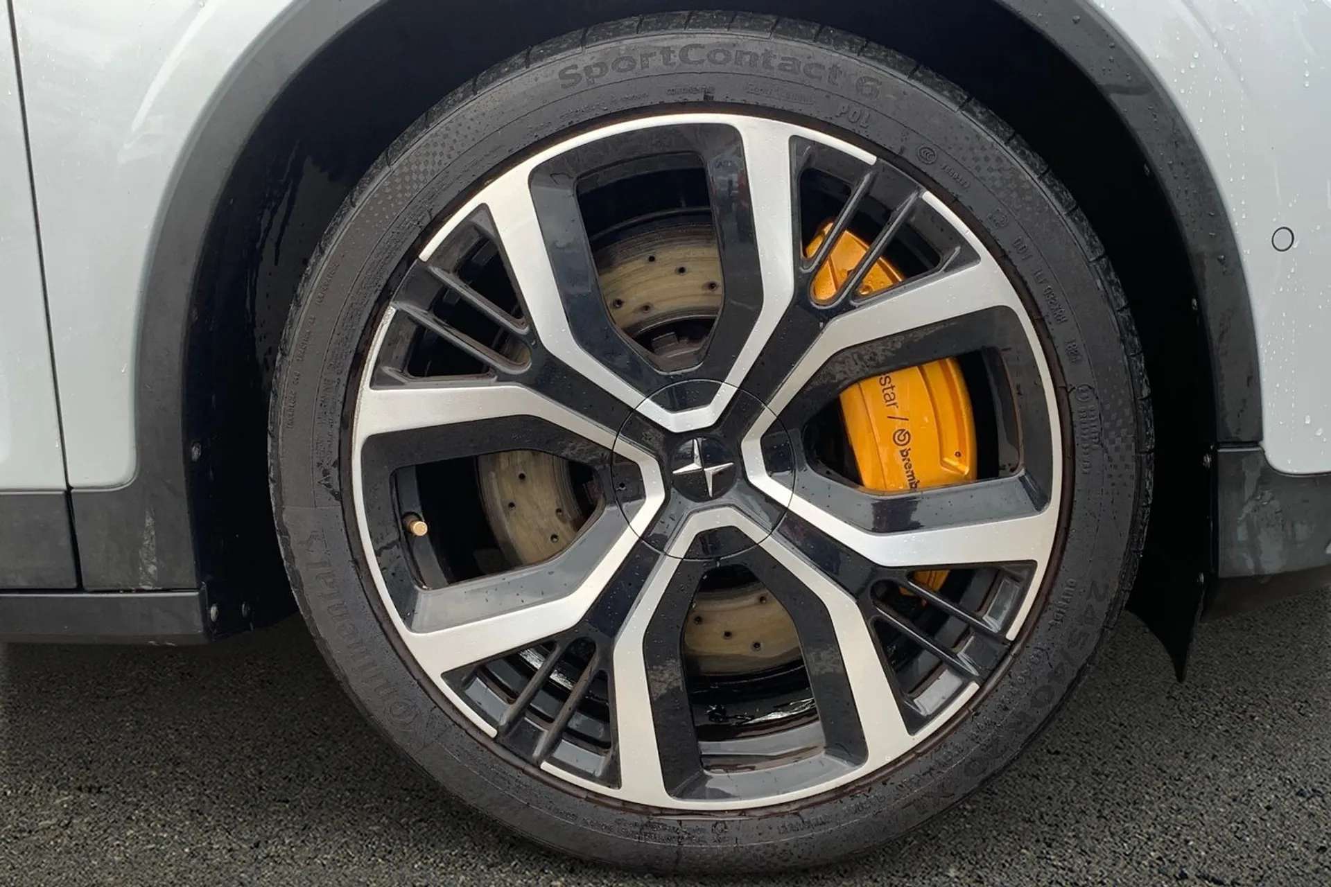 2023 POLESTAR 2 2023 POLESTAR 2