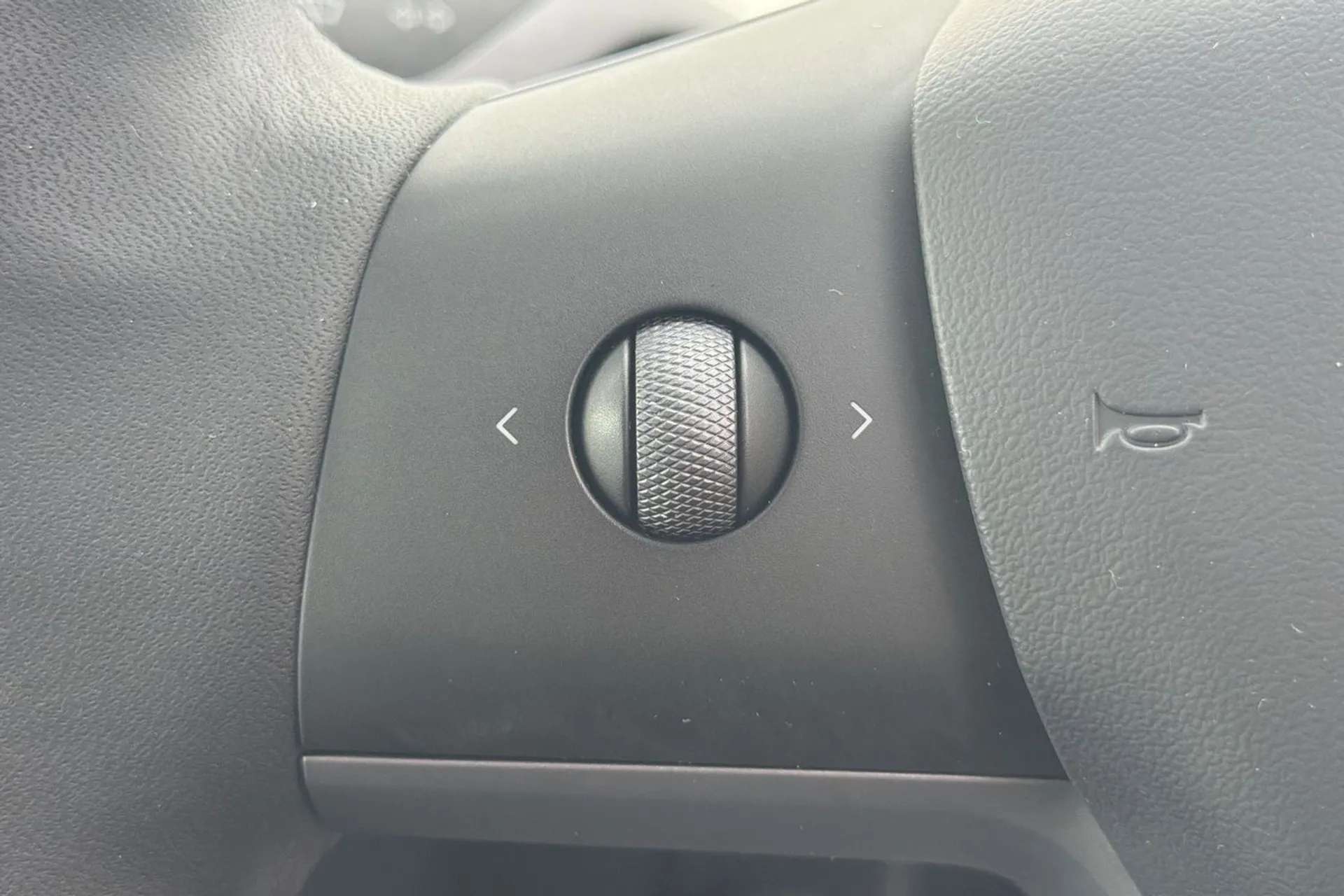 2023 TESLA MODEL Y 2023 TESLA MODEL Y