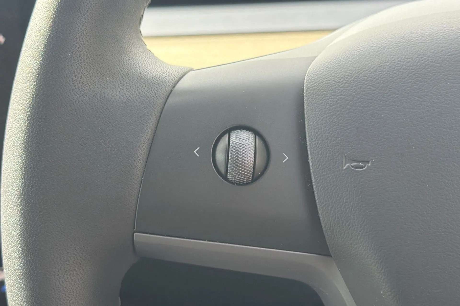 2023 TESLA MODEL Y 2023 TESLA MODEL Y
