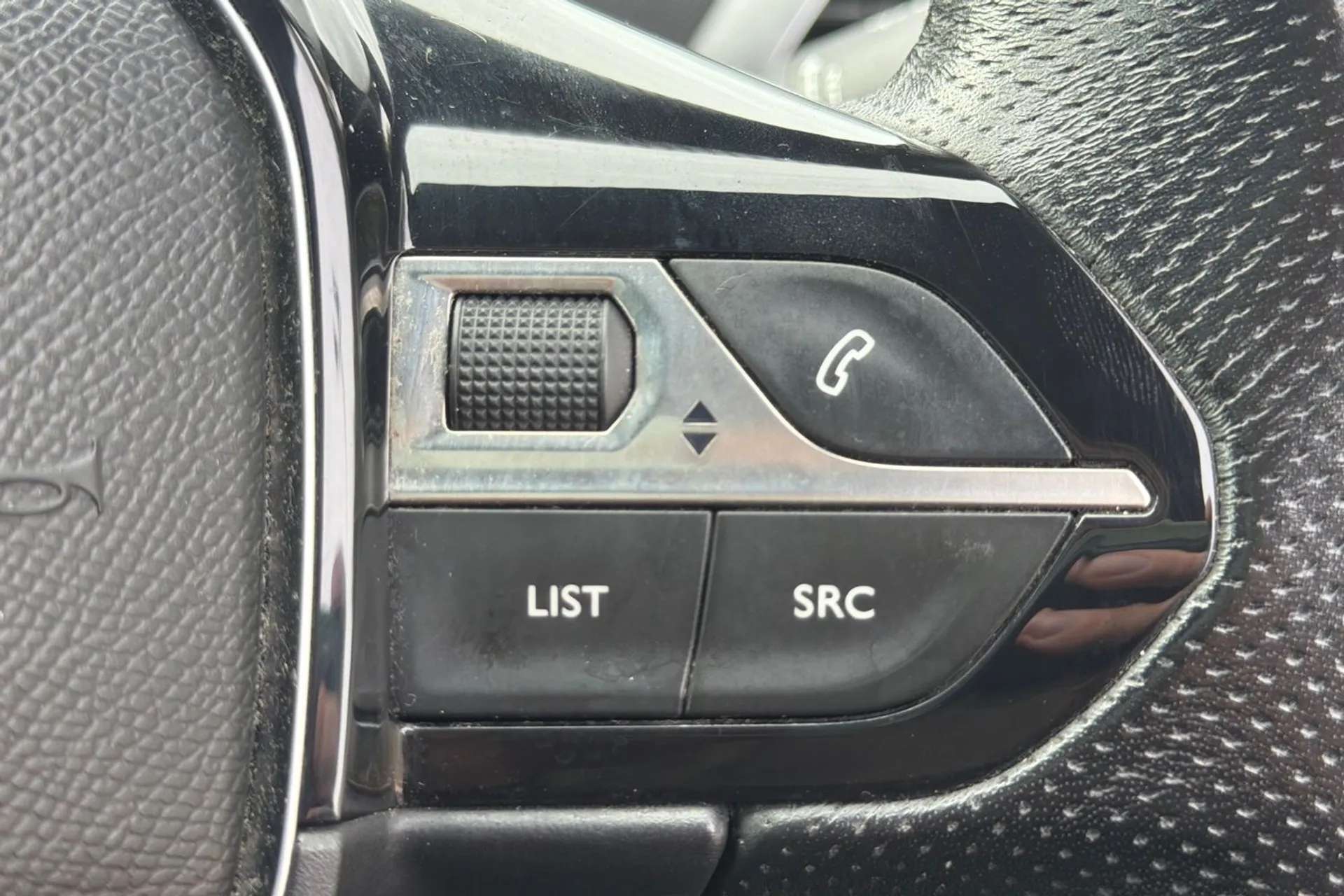 2018 PEUGEOT 5008 2018 PEUGEOT 5008
