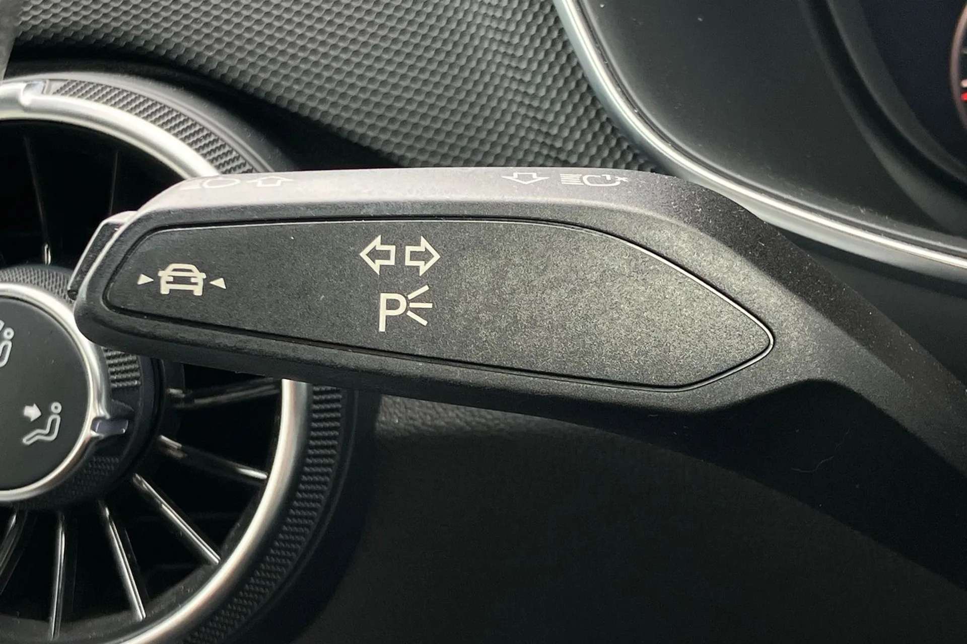 2019 AUDI TT 2019 AUDI TT