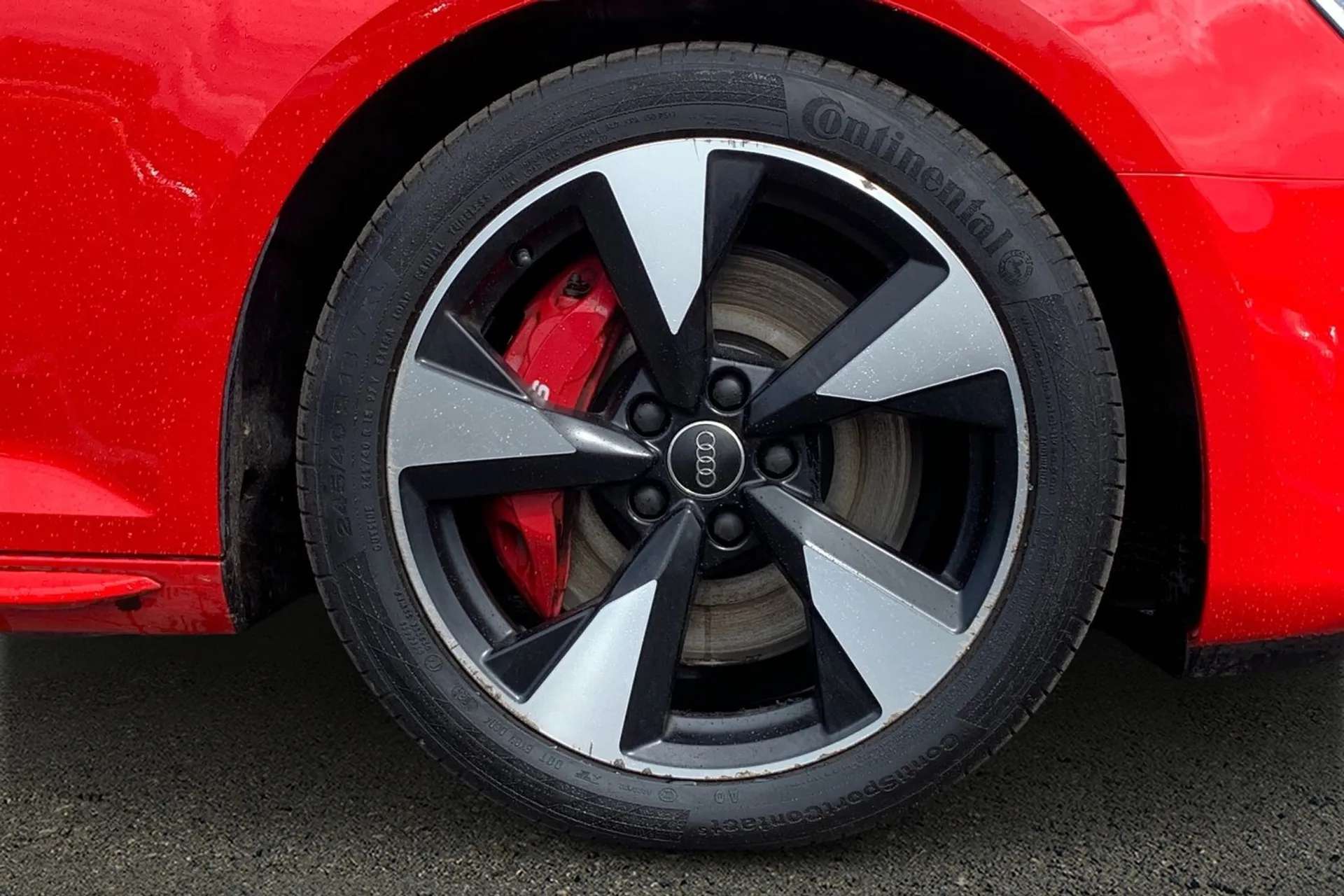 2017 AUDI A4 2017 AUDI A4