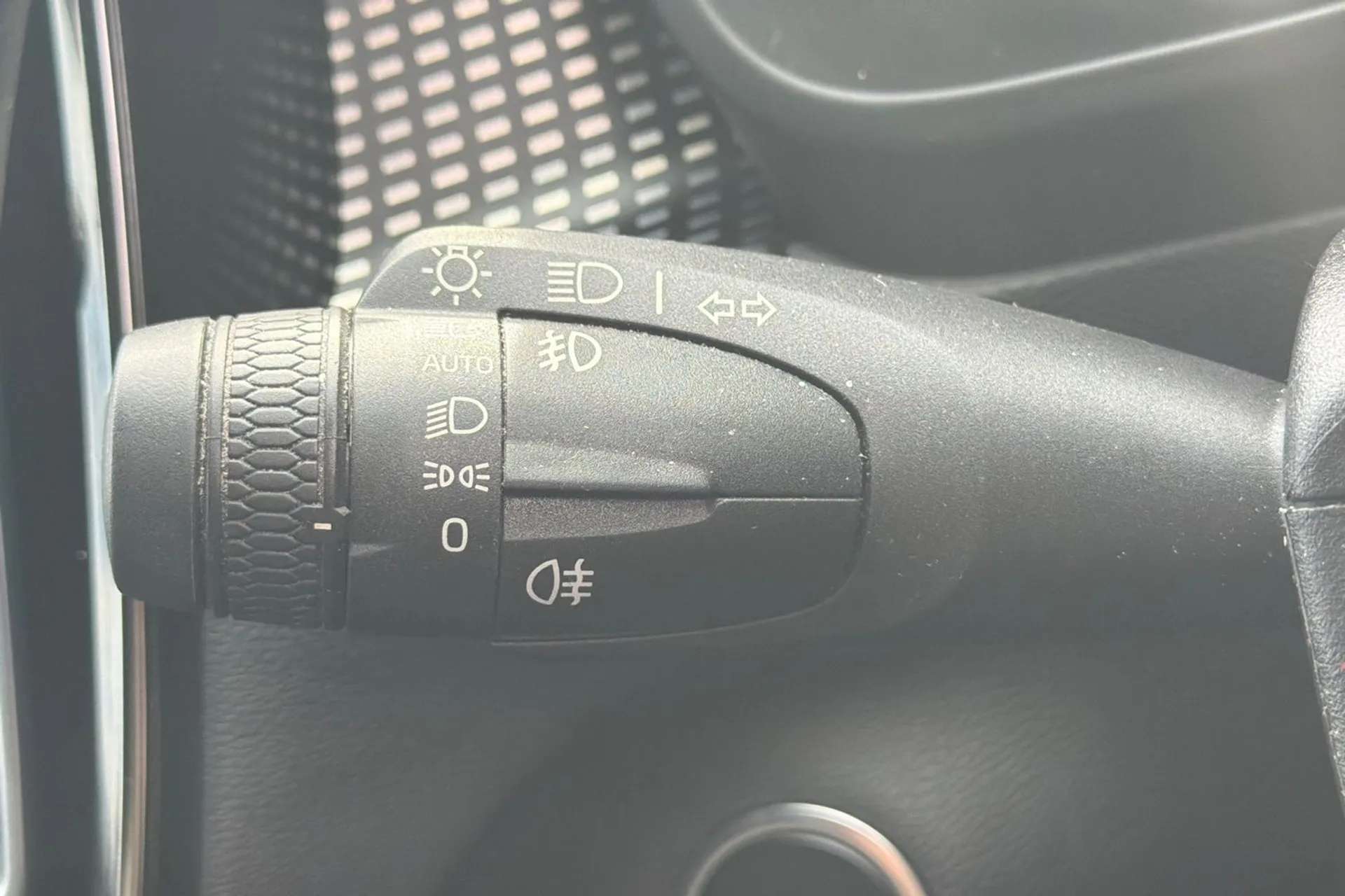 2022 VOLVO XC40 2022 VOLVO XC40