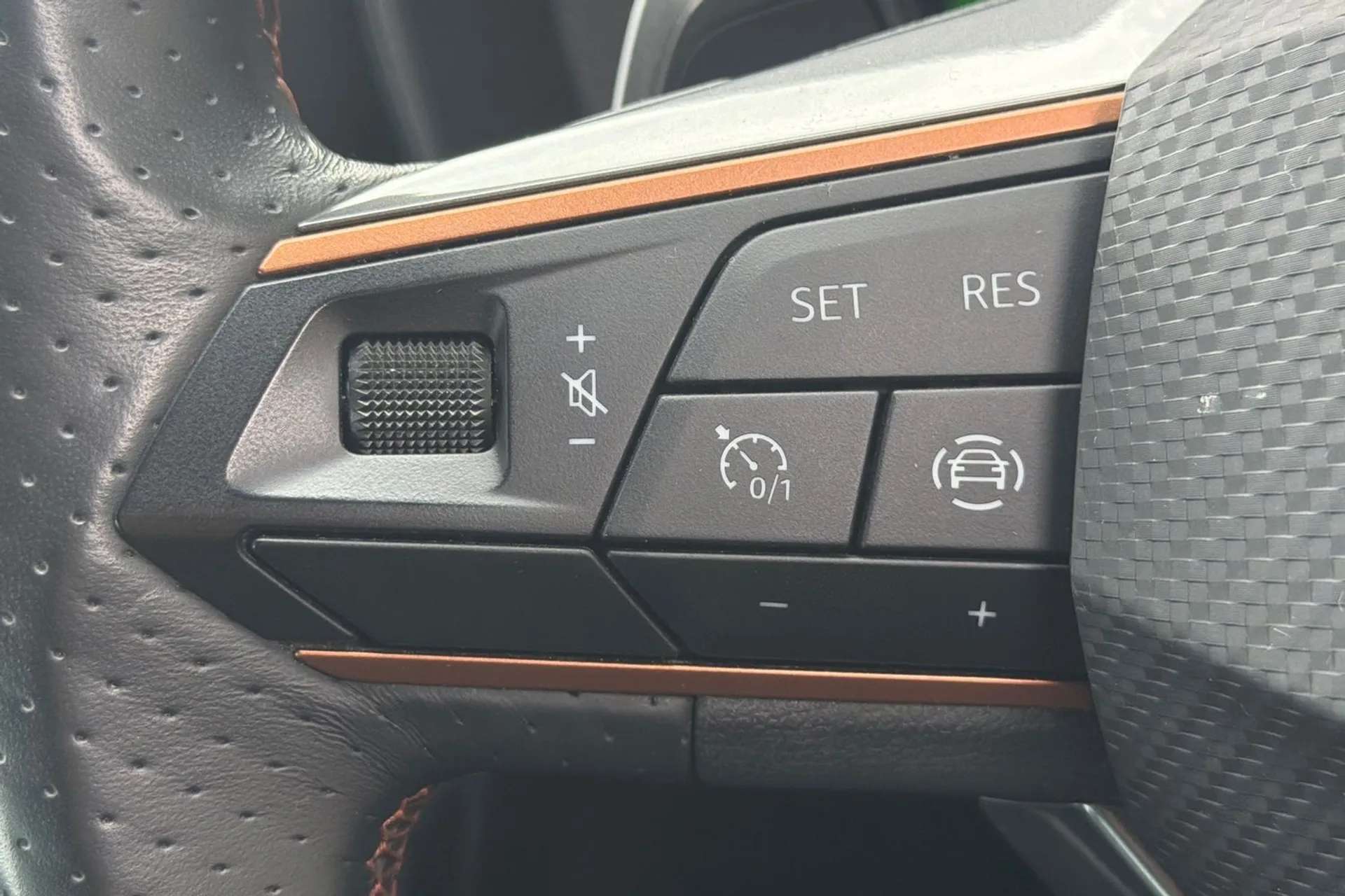 2021 CUPRA LEON 2021 CUPRA LEON