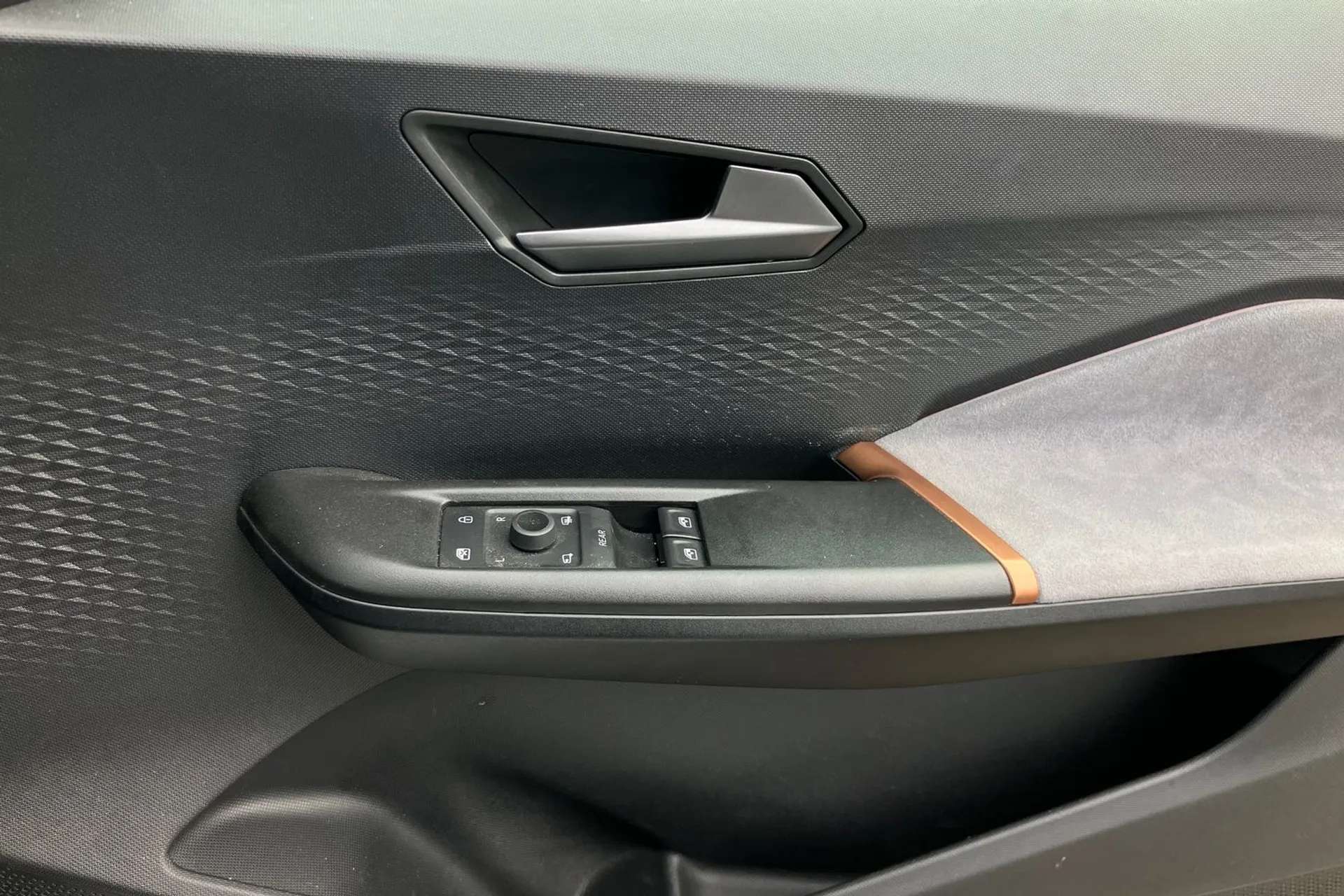 2024 CUPRA BORN 2024 CUPRA BORN
