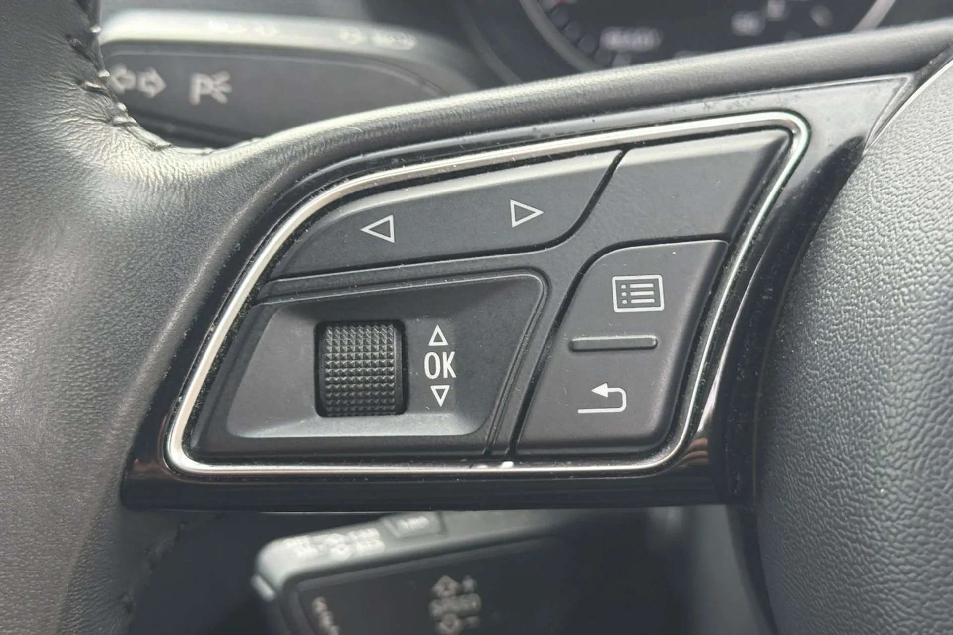 2019 AUDI Q2 2019 AUDI Q2