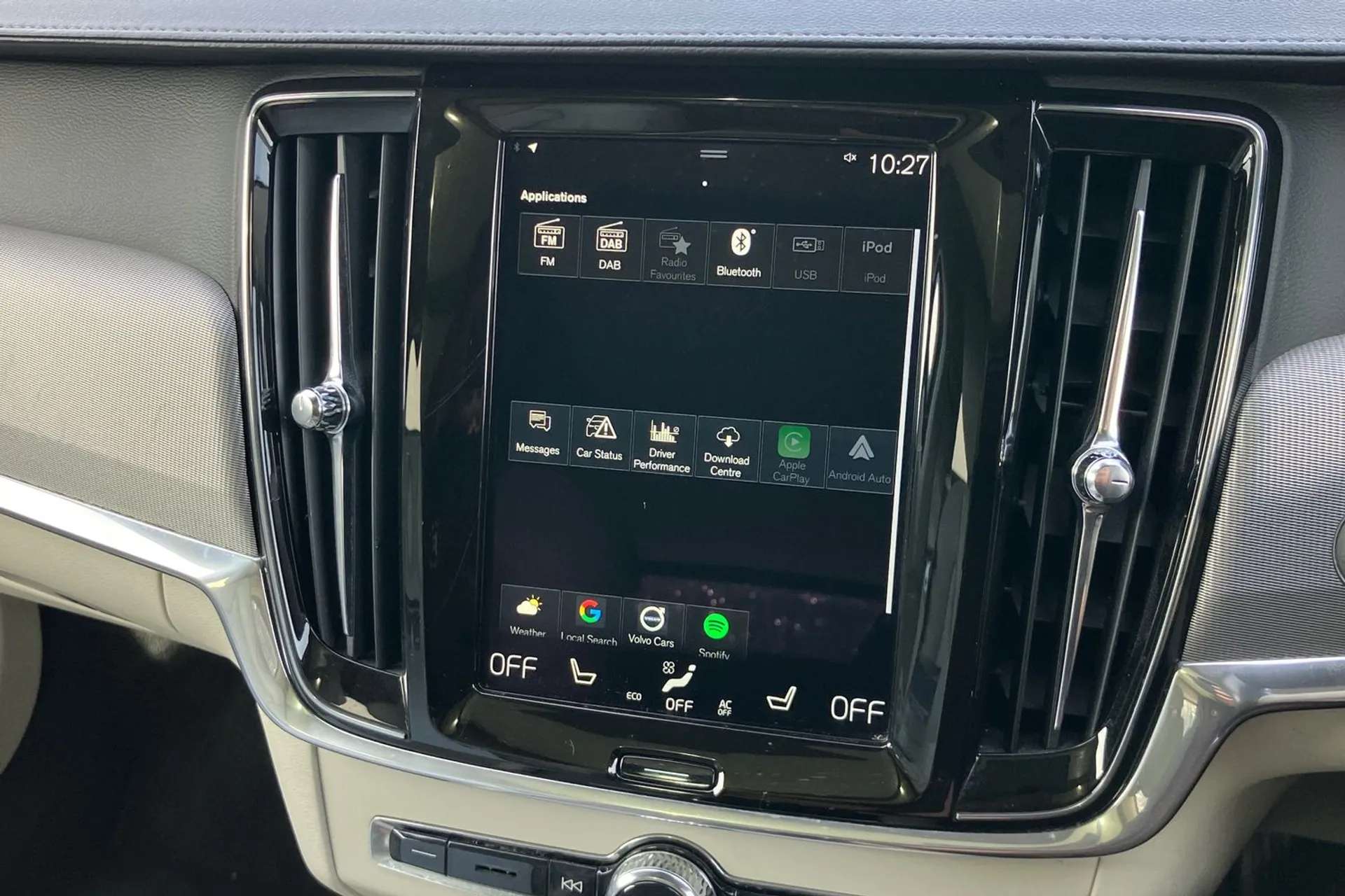 2019 VOLVO V90 2019 VOLVO V90