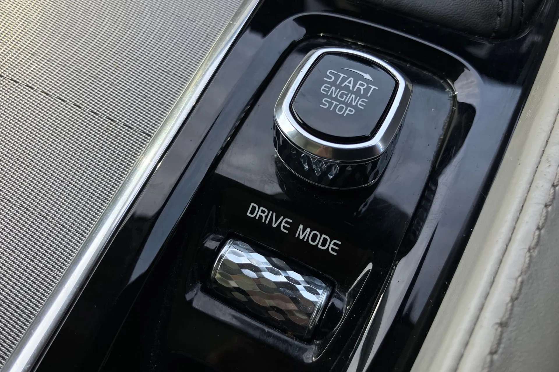 2019 VOLVO V90 2019 VOLVO V90