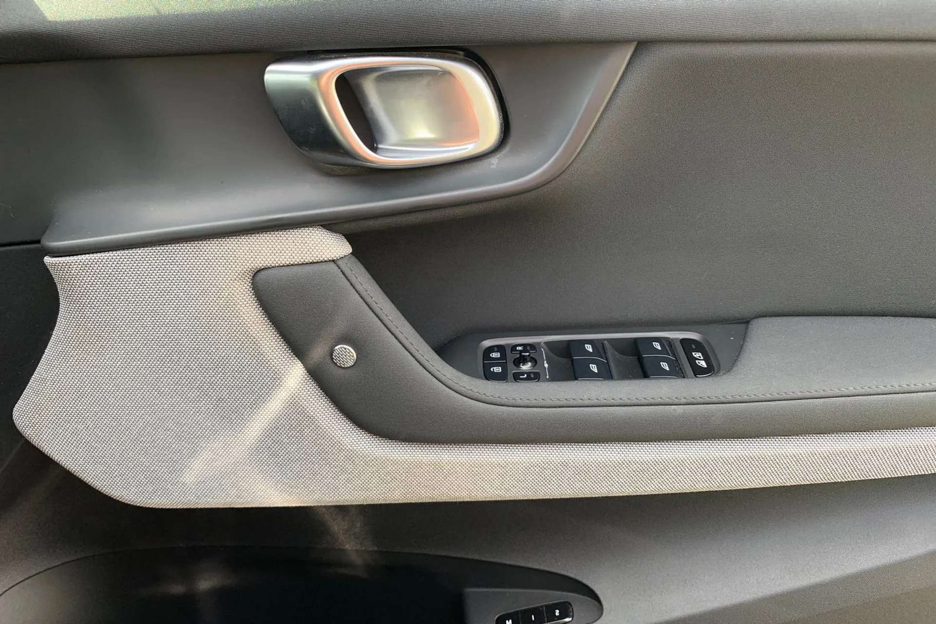 2021 POLESTAR 2 2021 POLESTAR 2