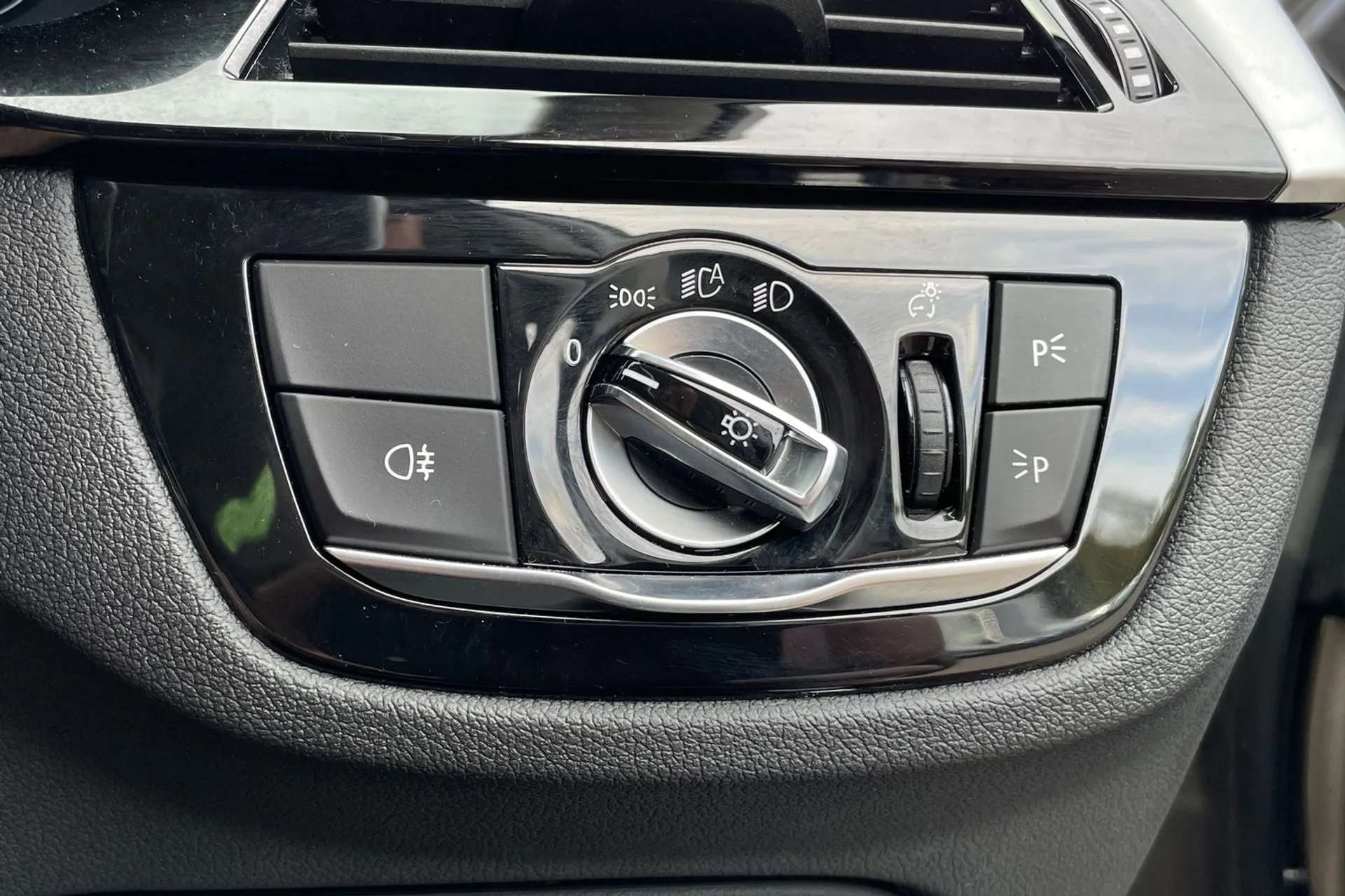 2019 BMW 5 SERIES 2019 BMW 5 SERIES