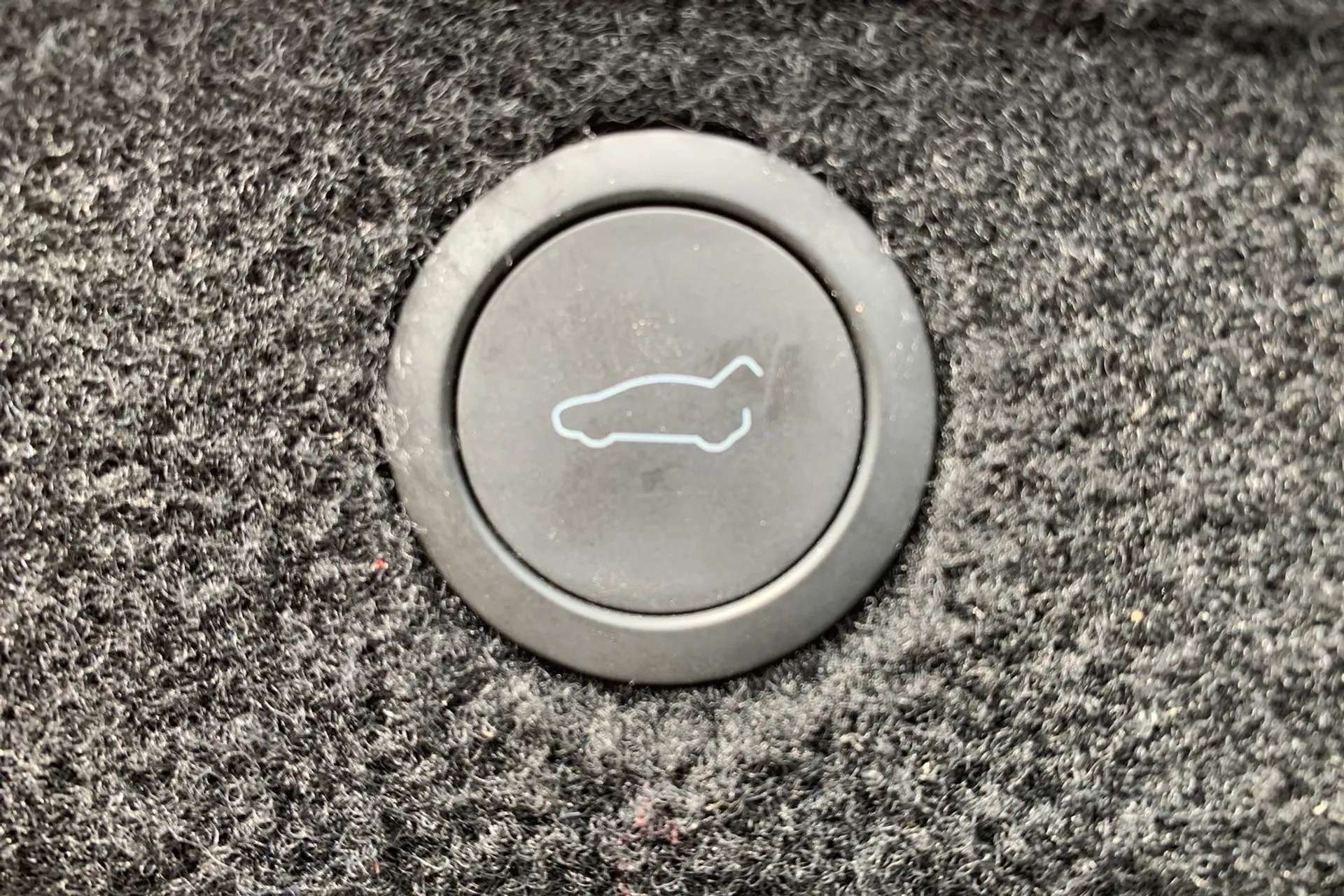 2024 TESLA MODEL 3 2024 TESLA MODEL 3