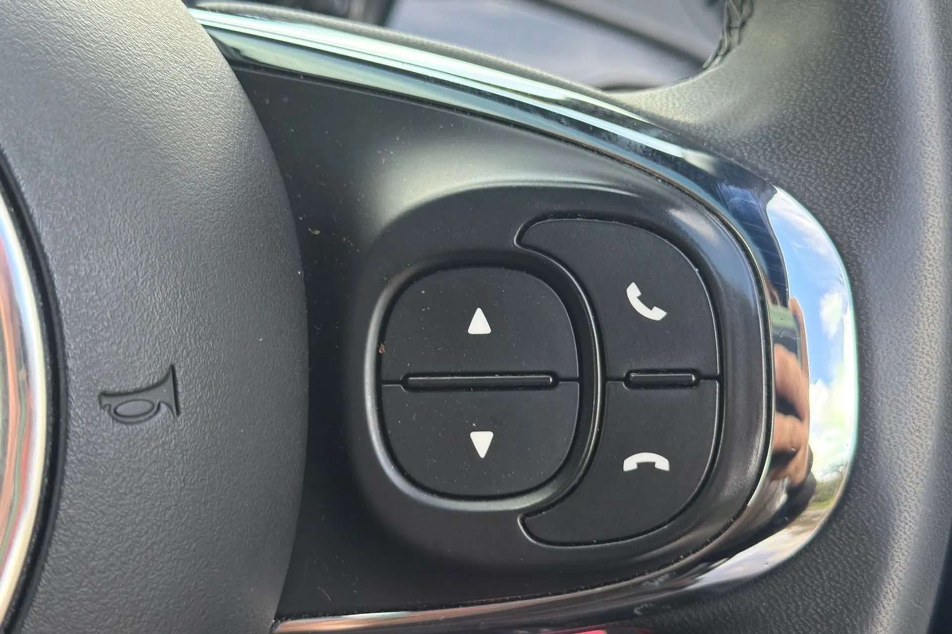 2023 FIAT 500 2023 FIAT 500