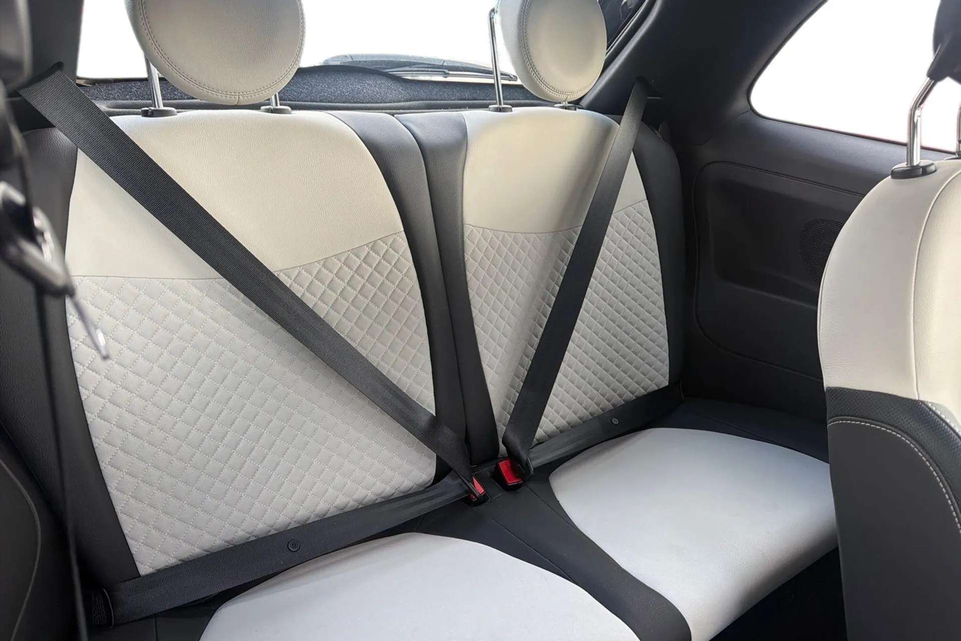 2023 FIAT 500 2023 FIAT 500