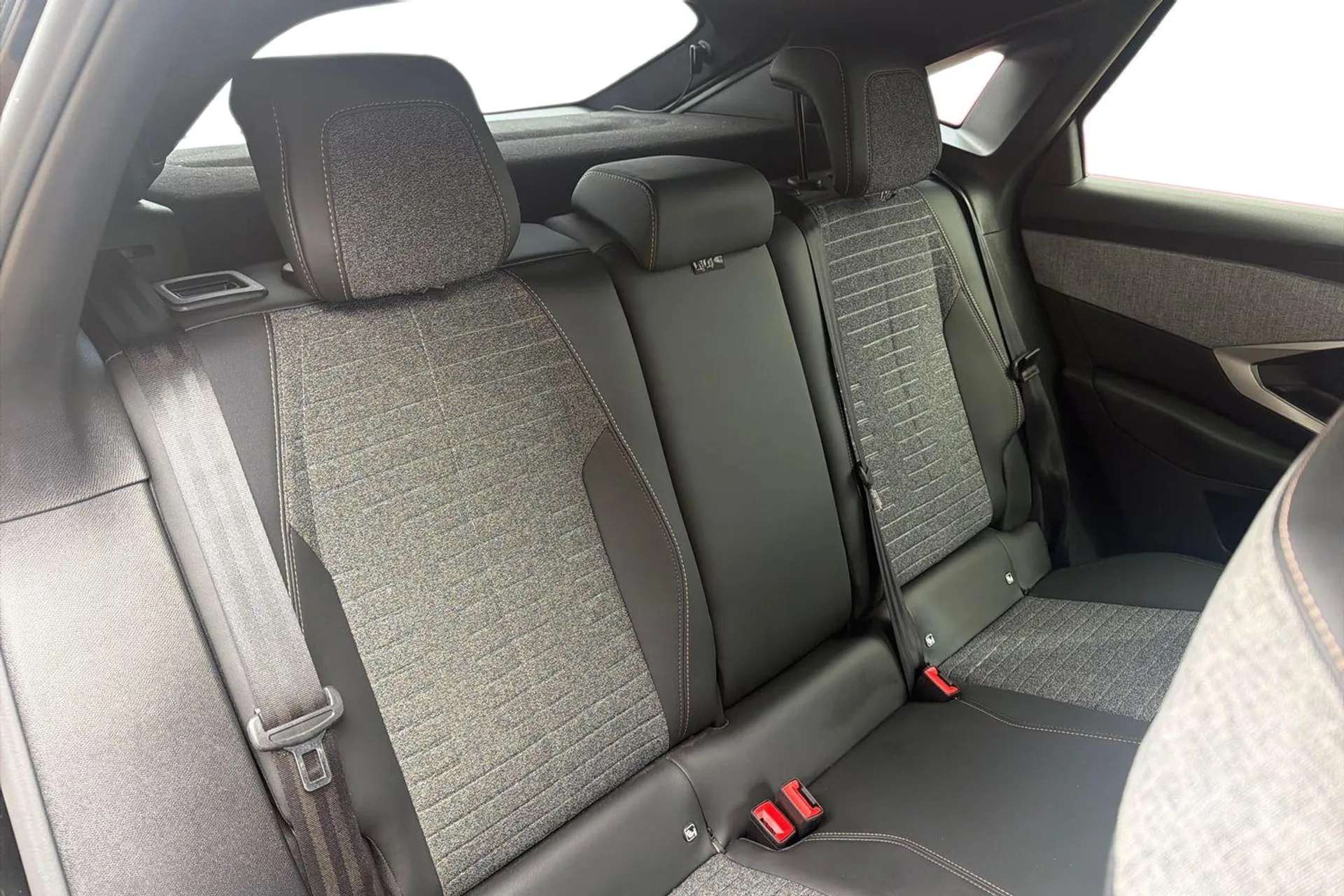 2025 PEUGEOT 3008 2025 PEUGEOT 3008