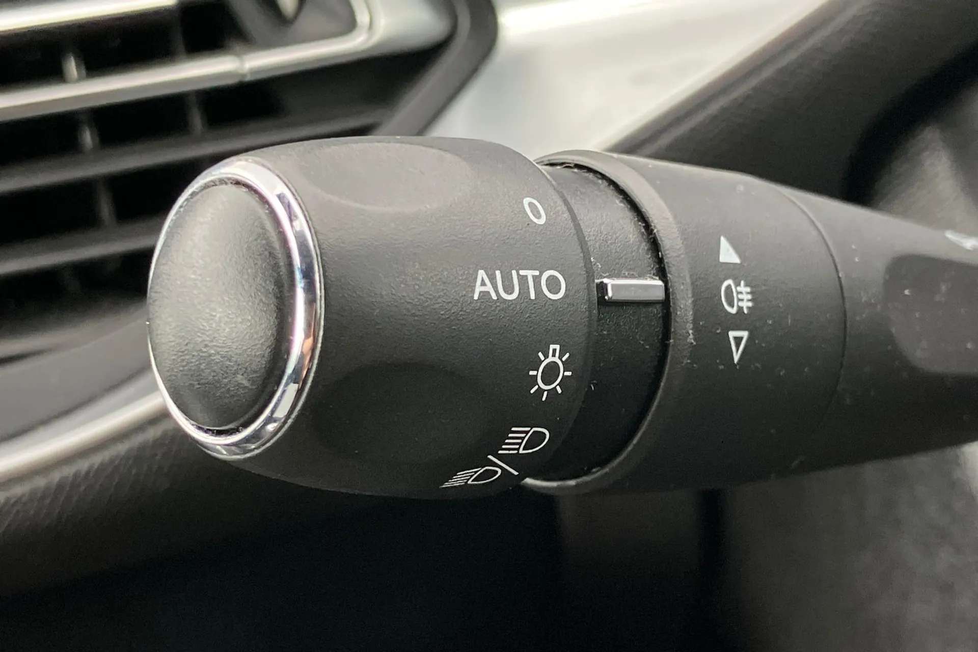 2019 PEUGEOT 308 2019 PEUGEOT 308