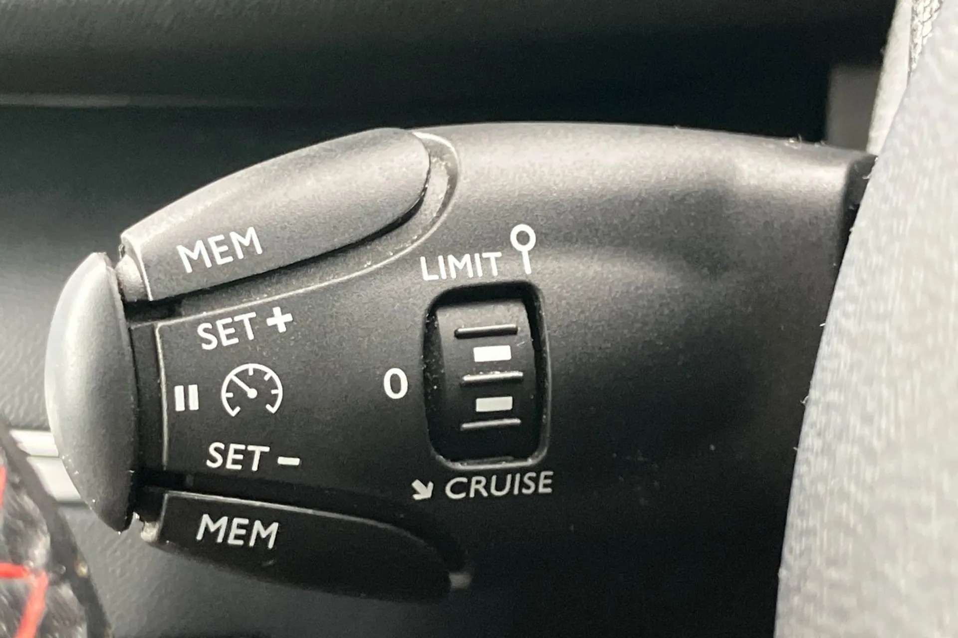 2019 PEUGEOT 308 2019 PEUGEOT 308