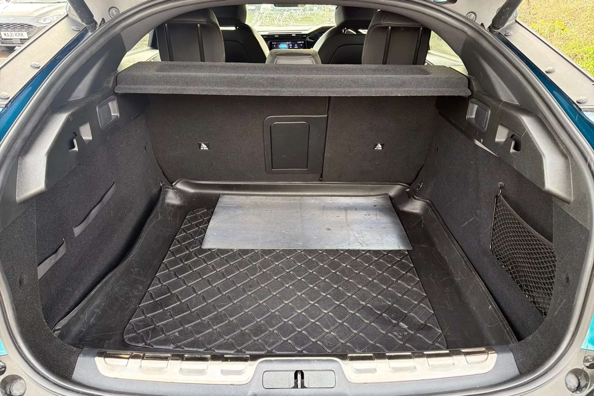 2024 PEUGEOT 408 2024 PEUGEOT 408