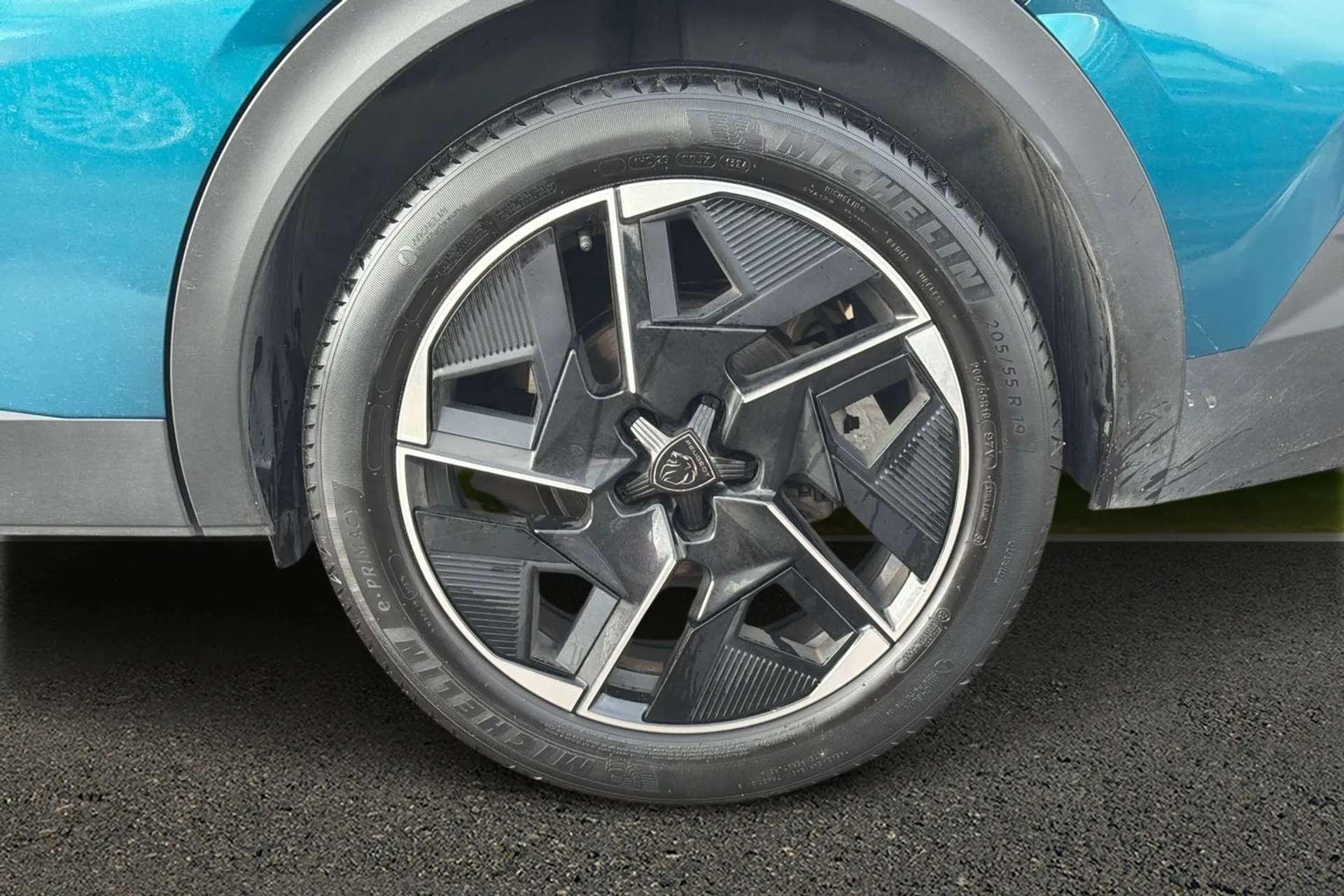 2024 PEUGEOT 408 2024 PEUGEOT 408