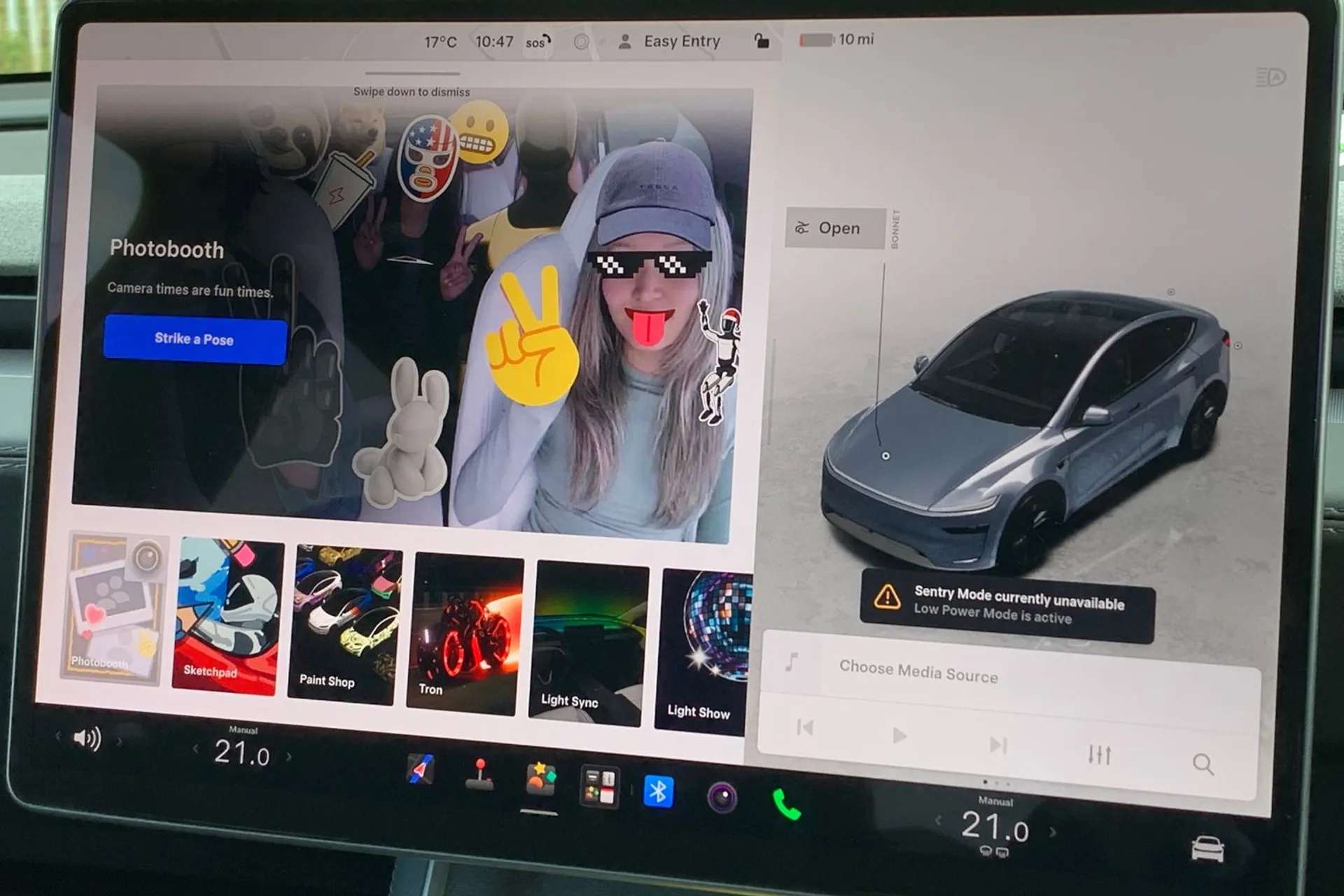 2025 TESLA MODEL Y 2025 TESLA MODEL Y