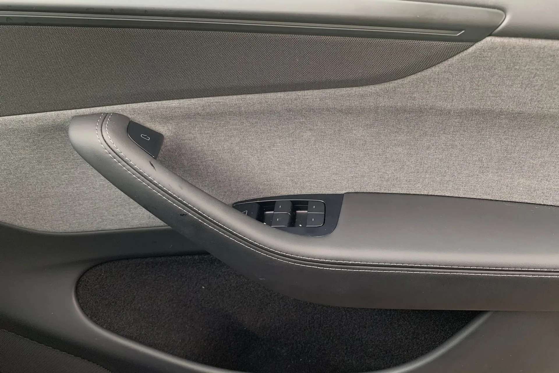 2025 TESLA MODEL Y 2025 TESLA MODEL Y