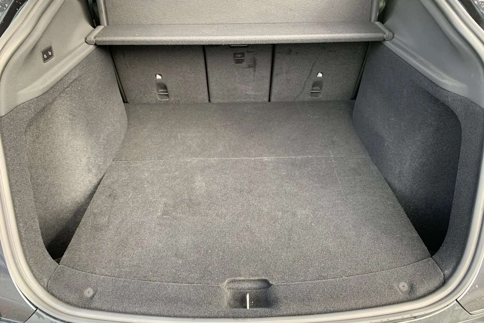 2025 TESLA MODEL Y 2025 TESLA MODEL Y