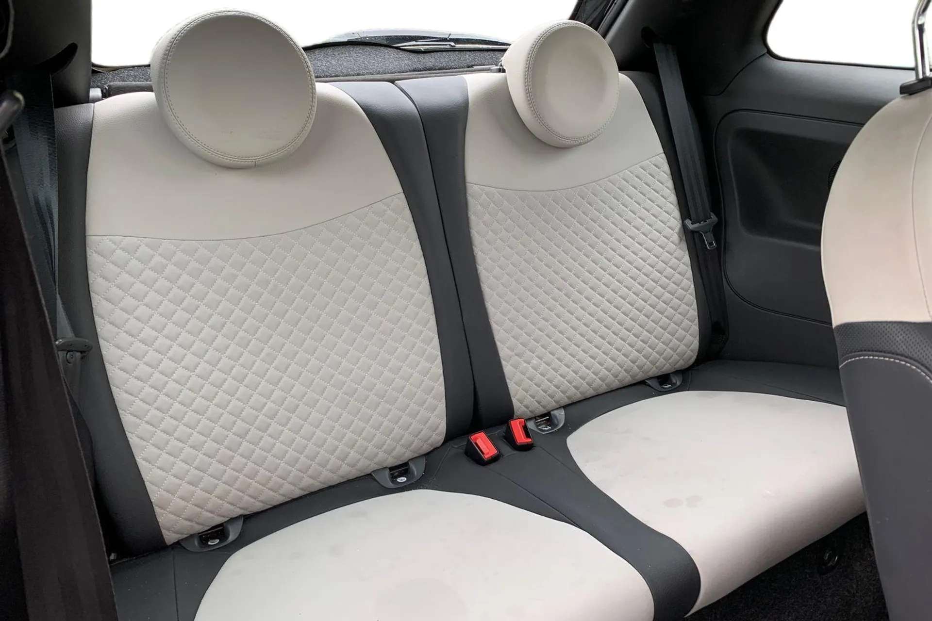 2023 FIAT 500 2023 FIAT 500