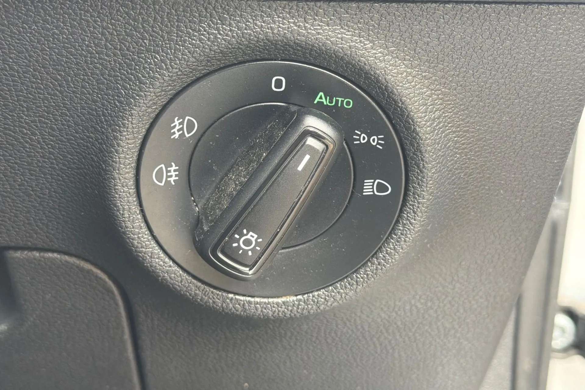 2022 SKODA KAROQ 2022 SKODA KAROQ