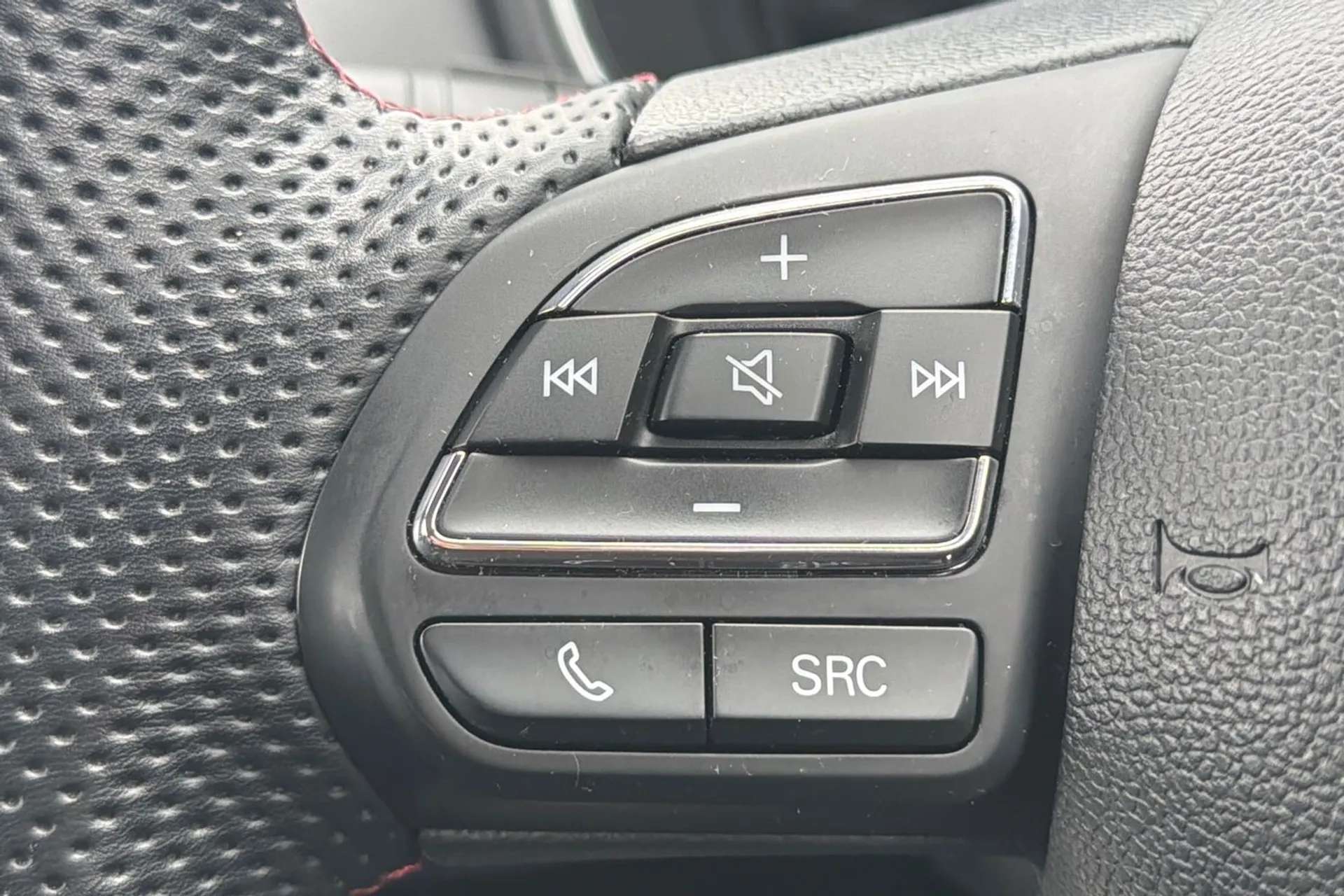 2023 MG MOTOR UK HS 2023 MG MOTOR UK HS