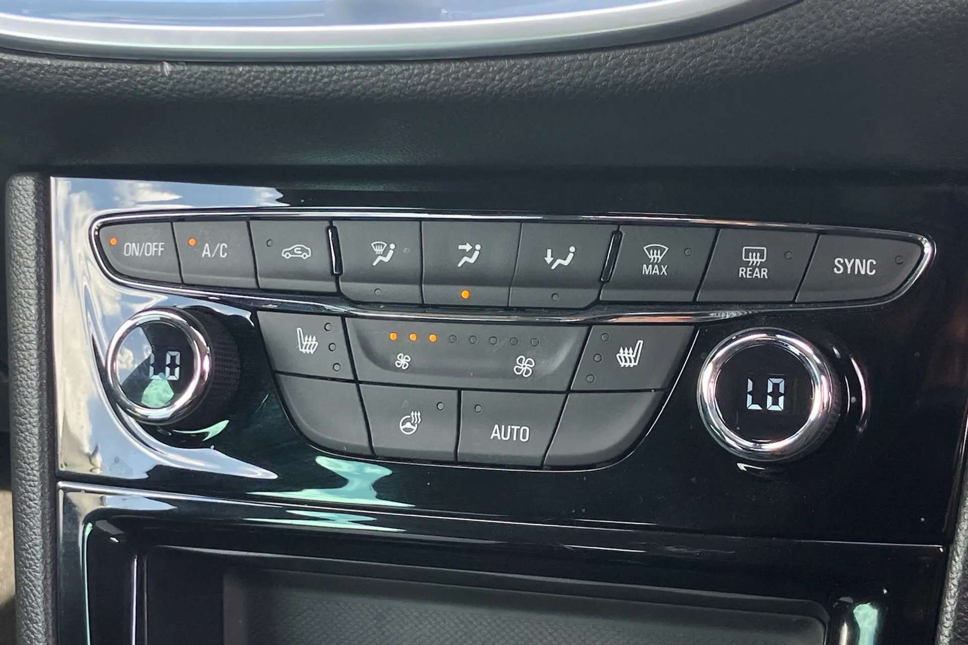 2019 VAUXHALL ASTRA 2019 VAUXHALL ASTRA