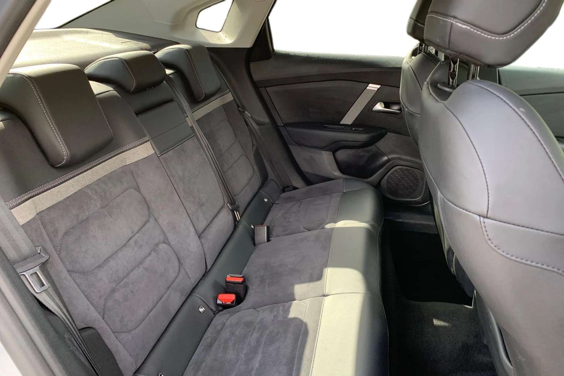 2024 CITROEN C4 X 2024 CITROEN C4 X
