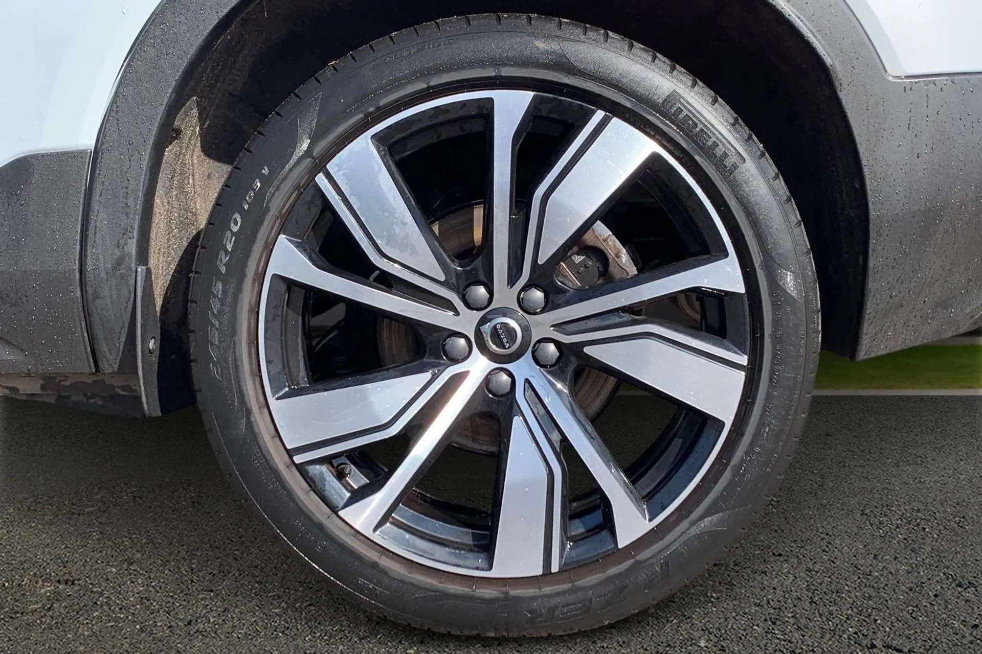 2022 VOLVO XC40 2022 VOLVO XC40