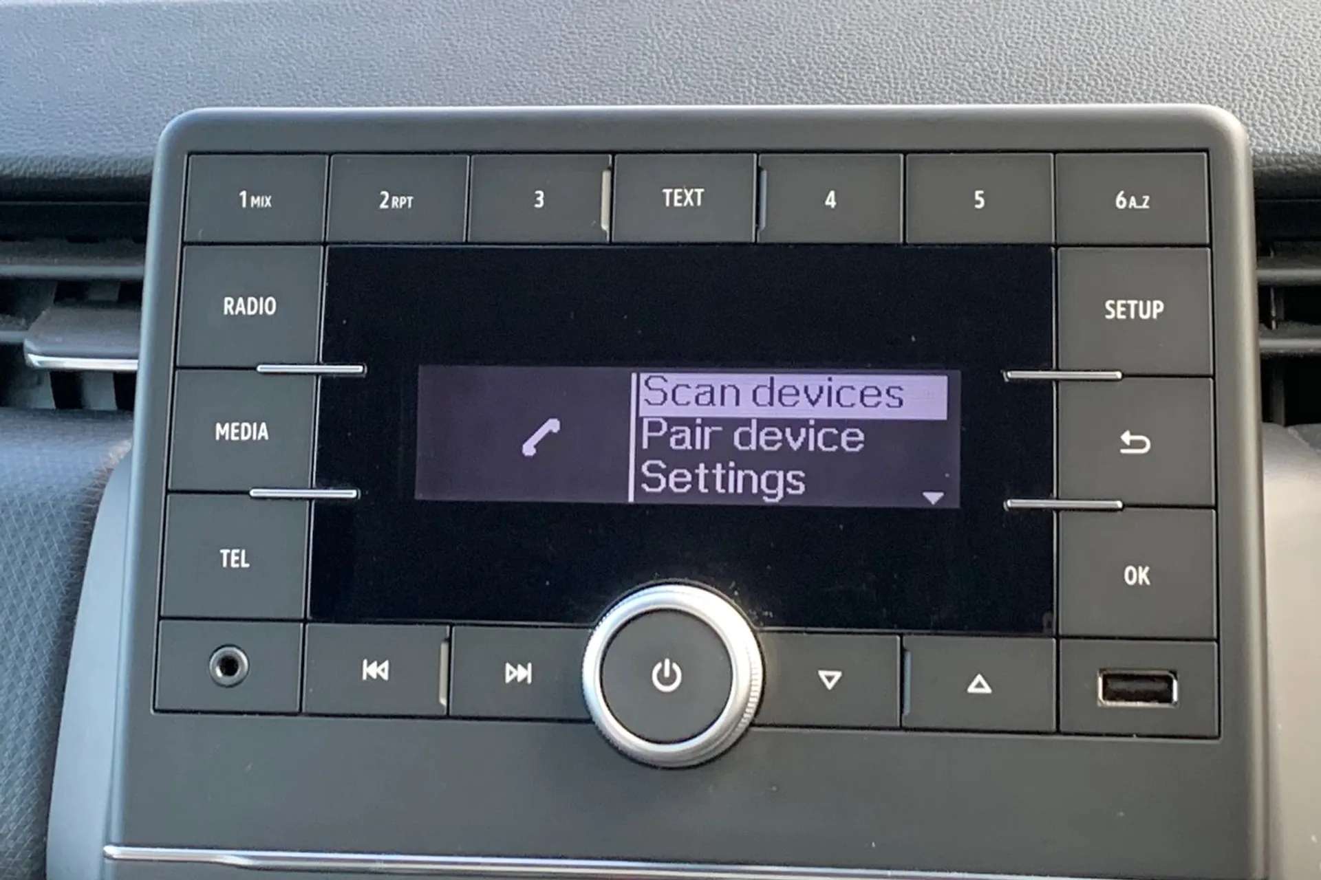 2020 RENAULT CLIO 2020 RENAULT CLIO