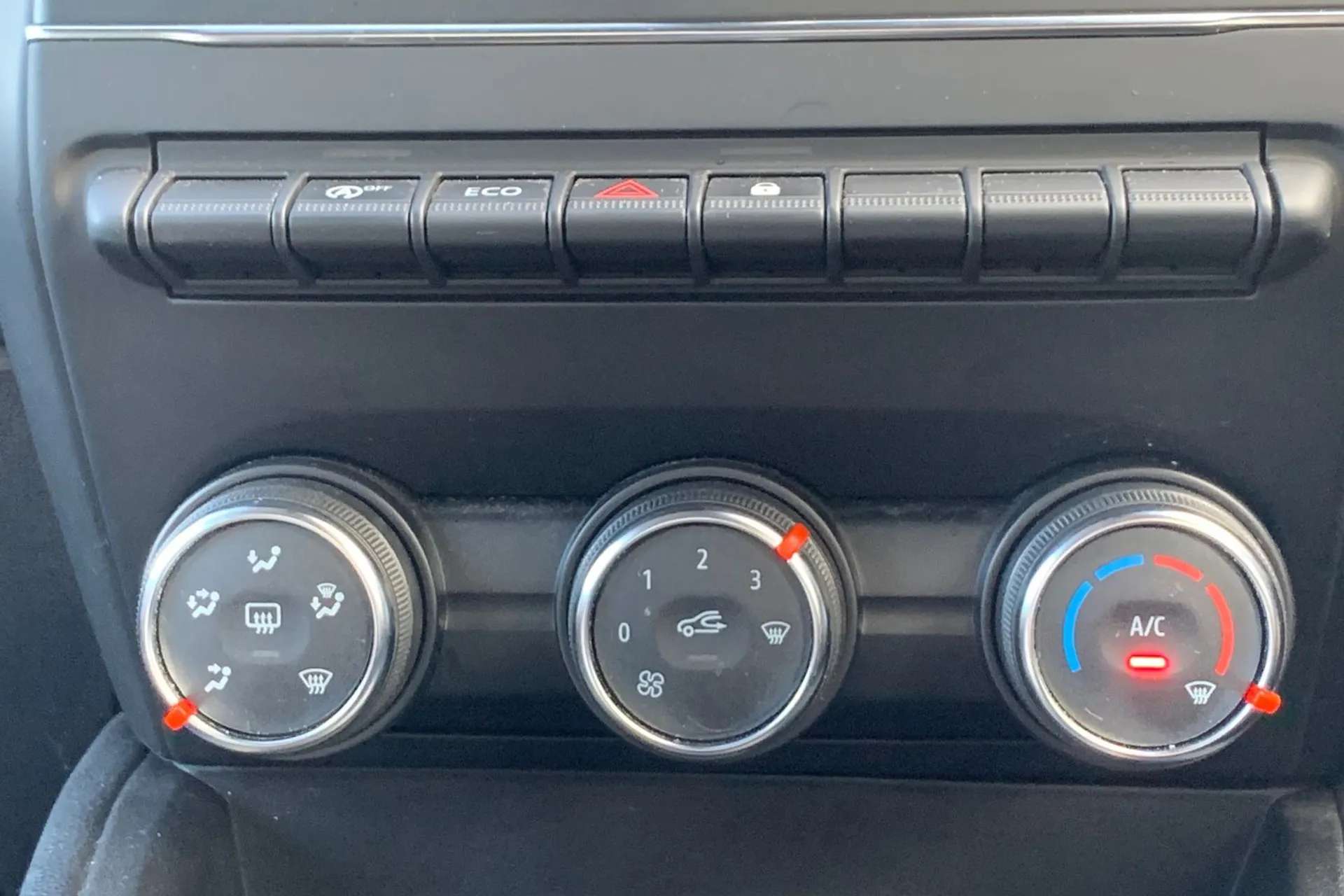 2020 RENAULT CLIO 2020 RENAULT CLIO
