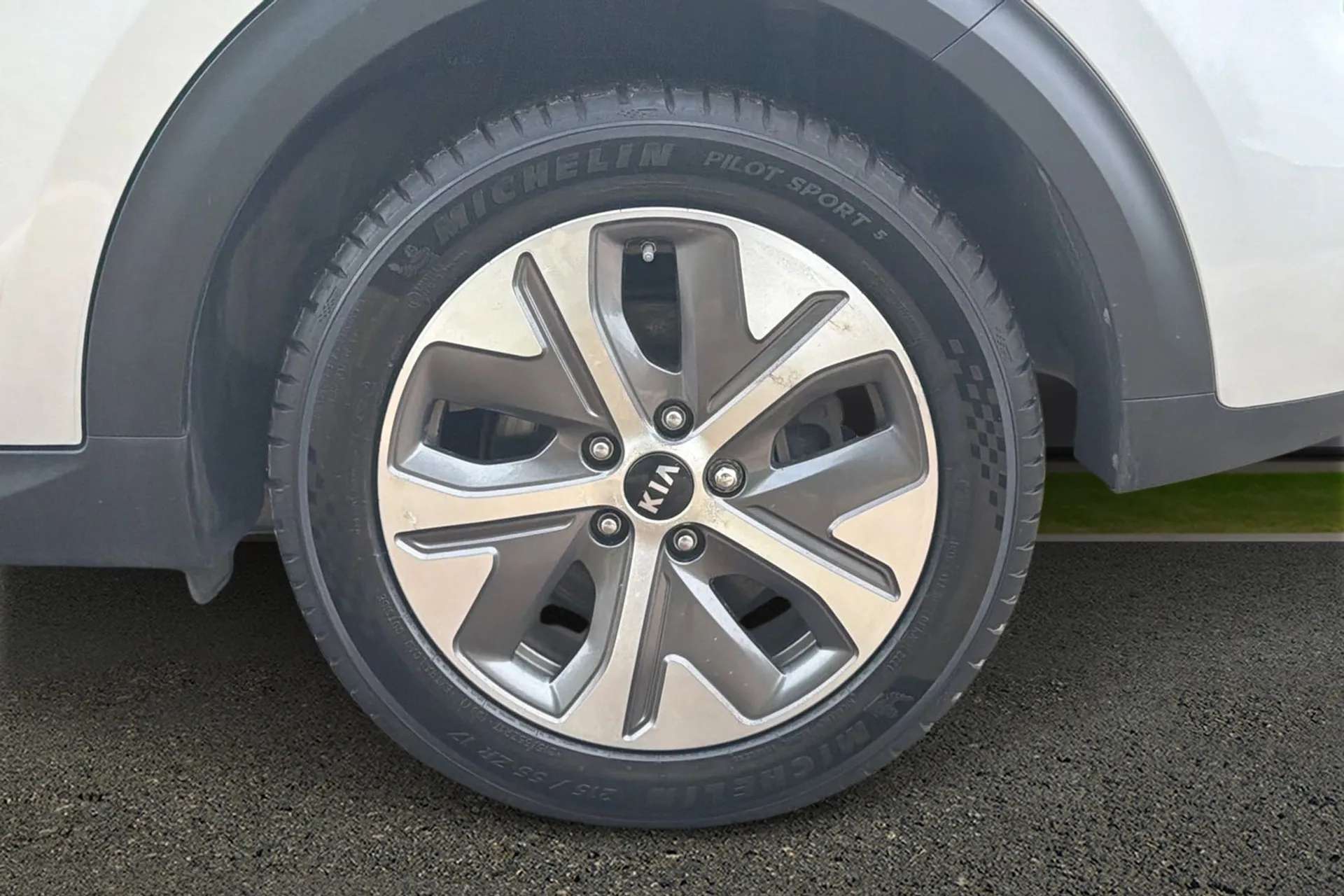 2021 KIA E-NIRO 2021 KIA E-NIRO