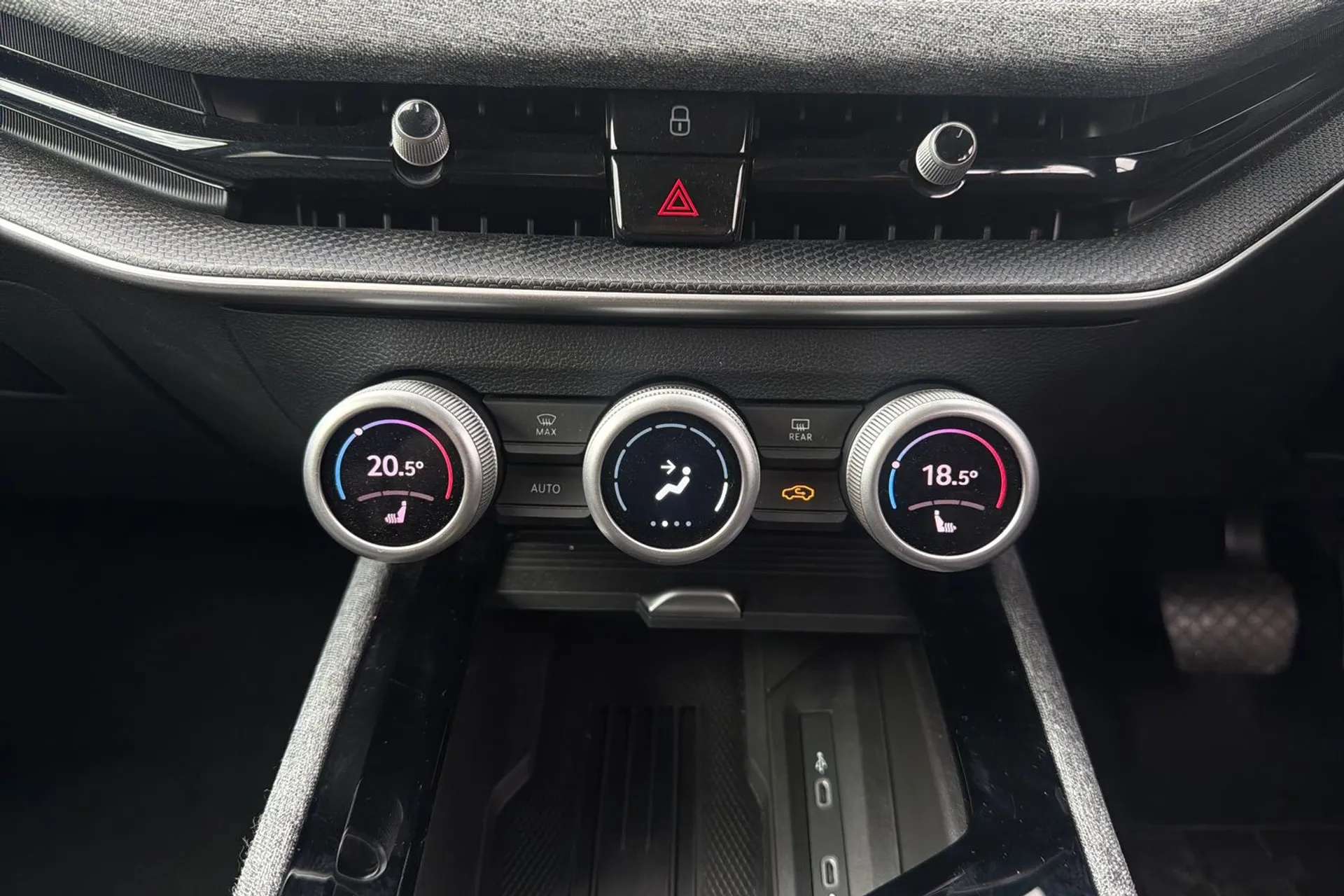 2024 SKODA SUPERB 2024 SKODA SUPERB