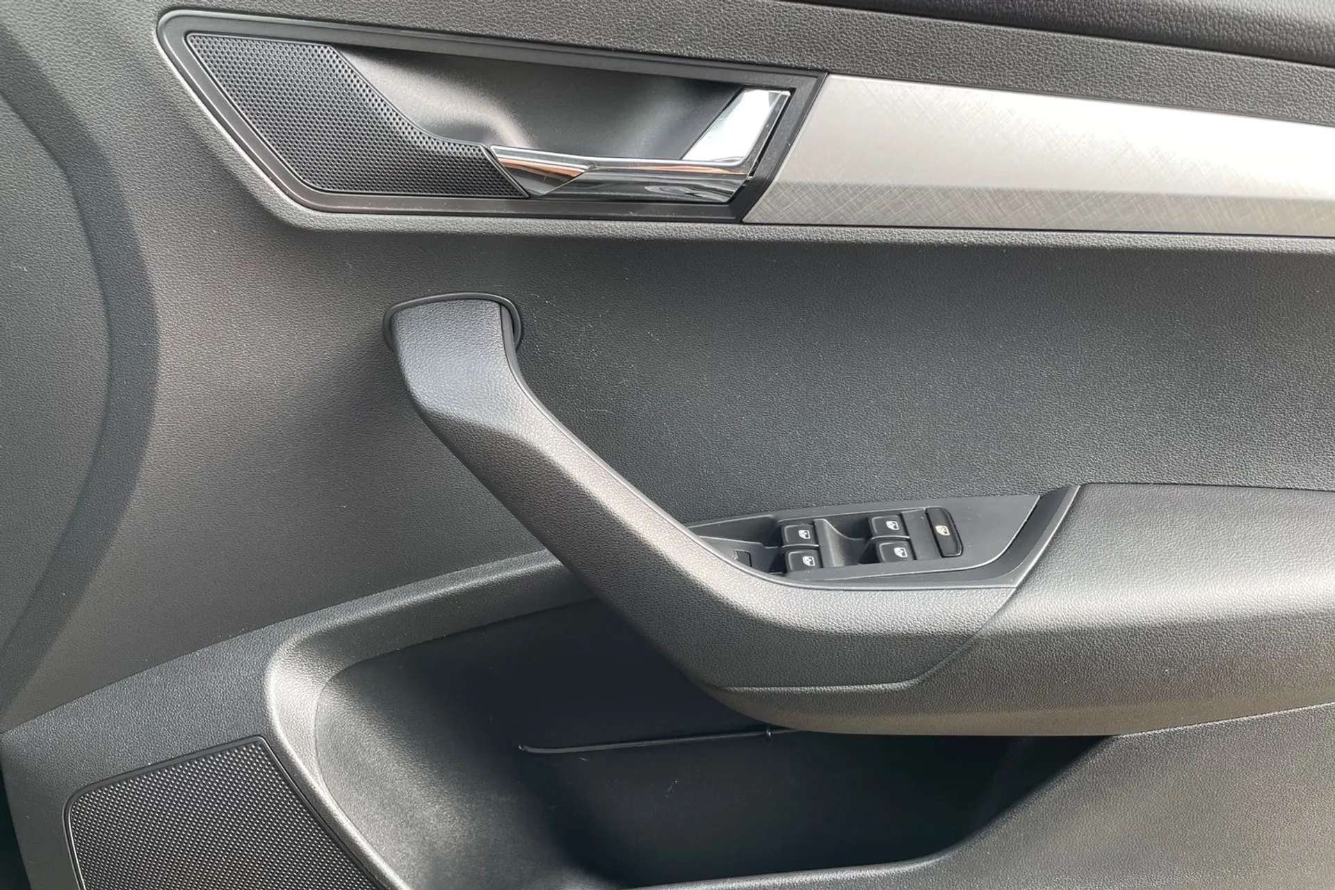 2023 SKODA KAROQ 2023 SKODA KAROQ