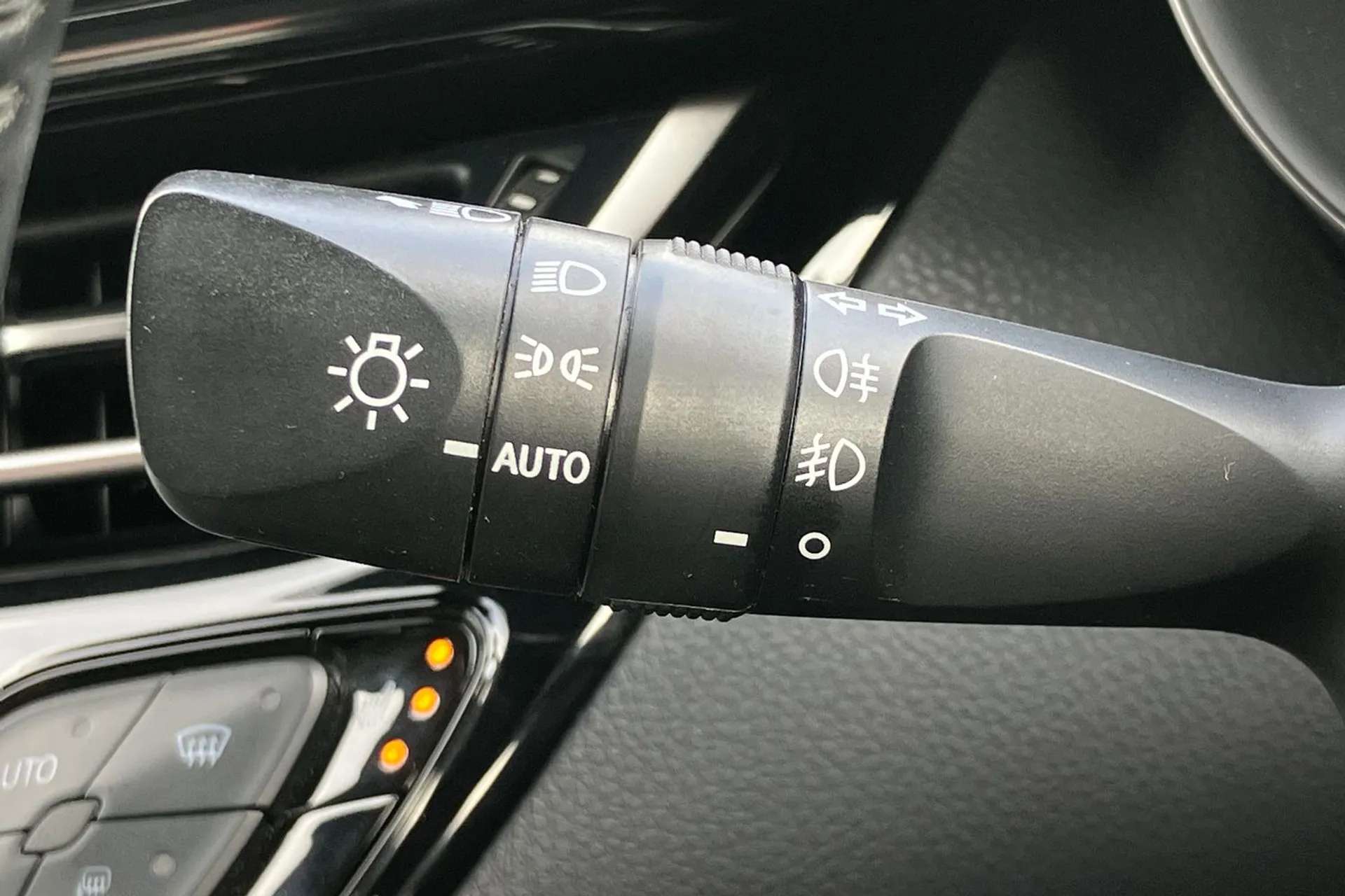 2021 TOYOTA C-HR 2021 TOYOTA C-HR