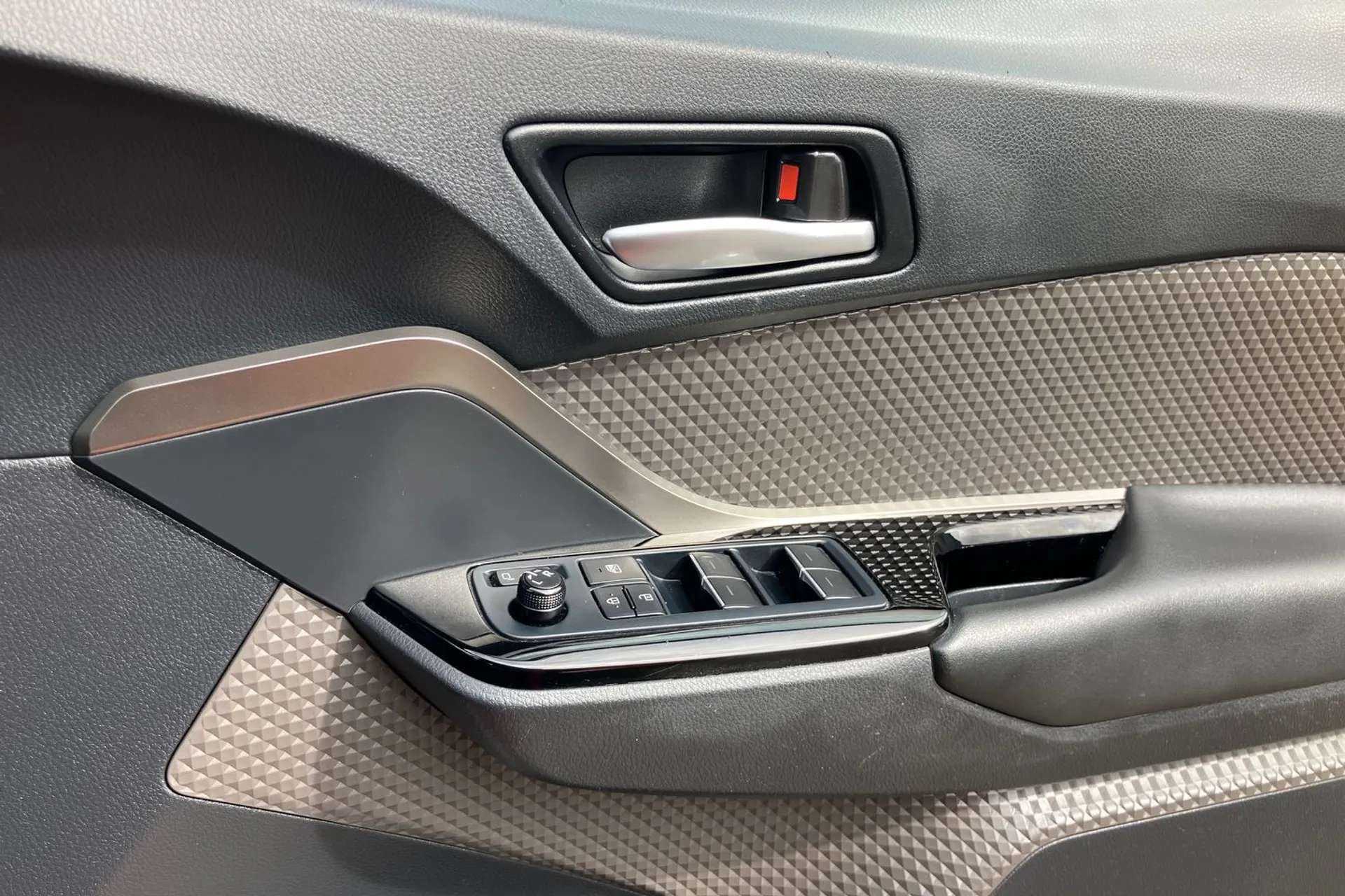 2021 TOYOTA C-HR 2021 TOYOTA C-HR