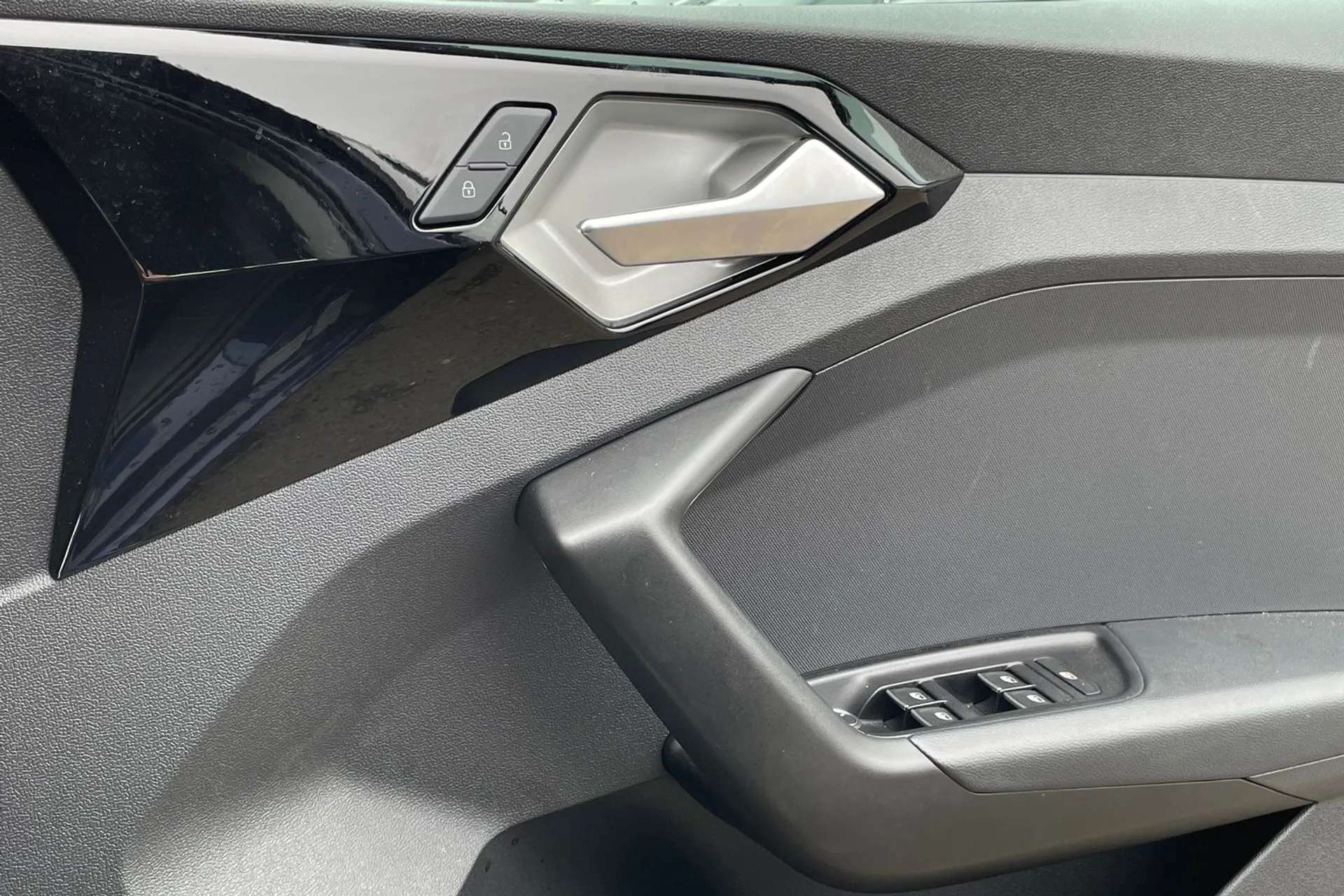 2023 AUDI A1 2023 AUDI A1