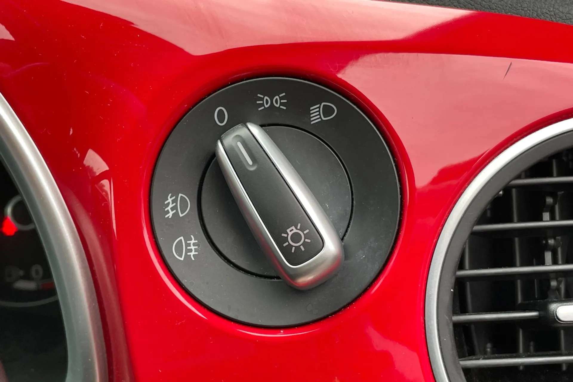 2016 VOLKSWAGEN BEETLE 2016 VOLKSWAGEN BEETLE